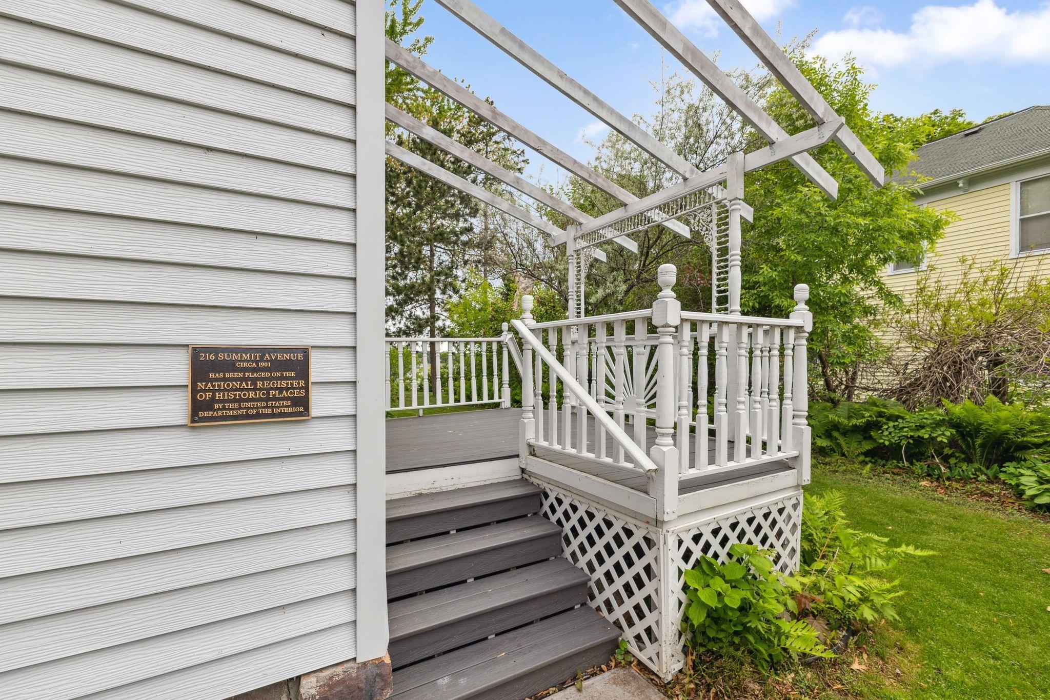 Center City, Minnesota, 55012, United States, 4 Bedrooms Bedrooms, ,1 BathroomBathrooms,Residential,For Sale,1837728