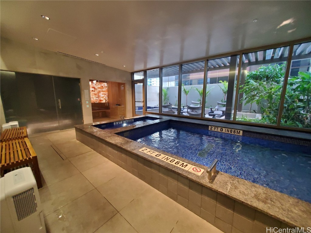 Honolulu, Hawaii, 96814, United States, 1 Bedroom Bedrooms, ,1 BathroomBathrooms,Residential,For Sale,1691229