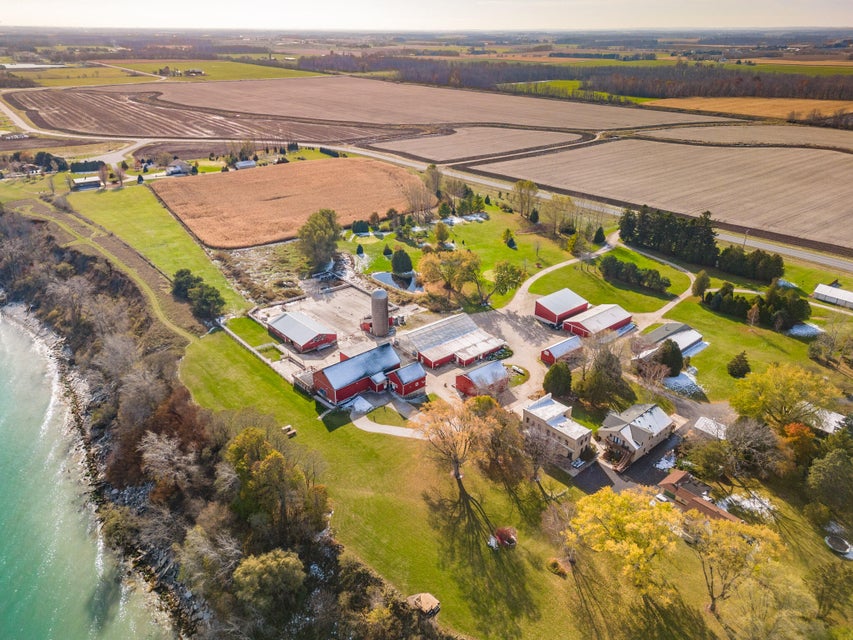 Mosel, Wisconsin, 50383, United States, 4 Bedrooms Bedrooms, ,3 BathroomsBathrooms,Residential,For Sale,1888286