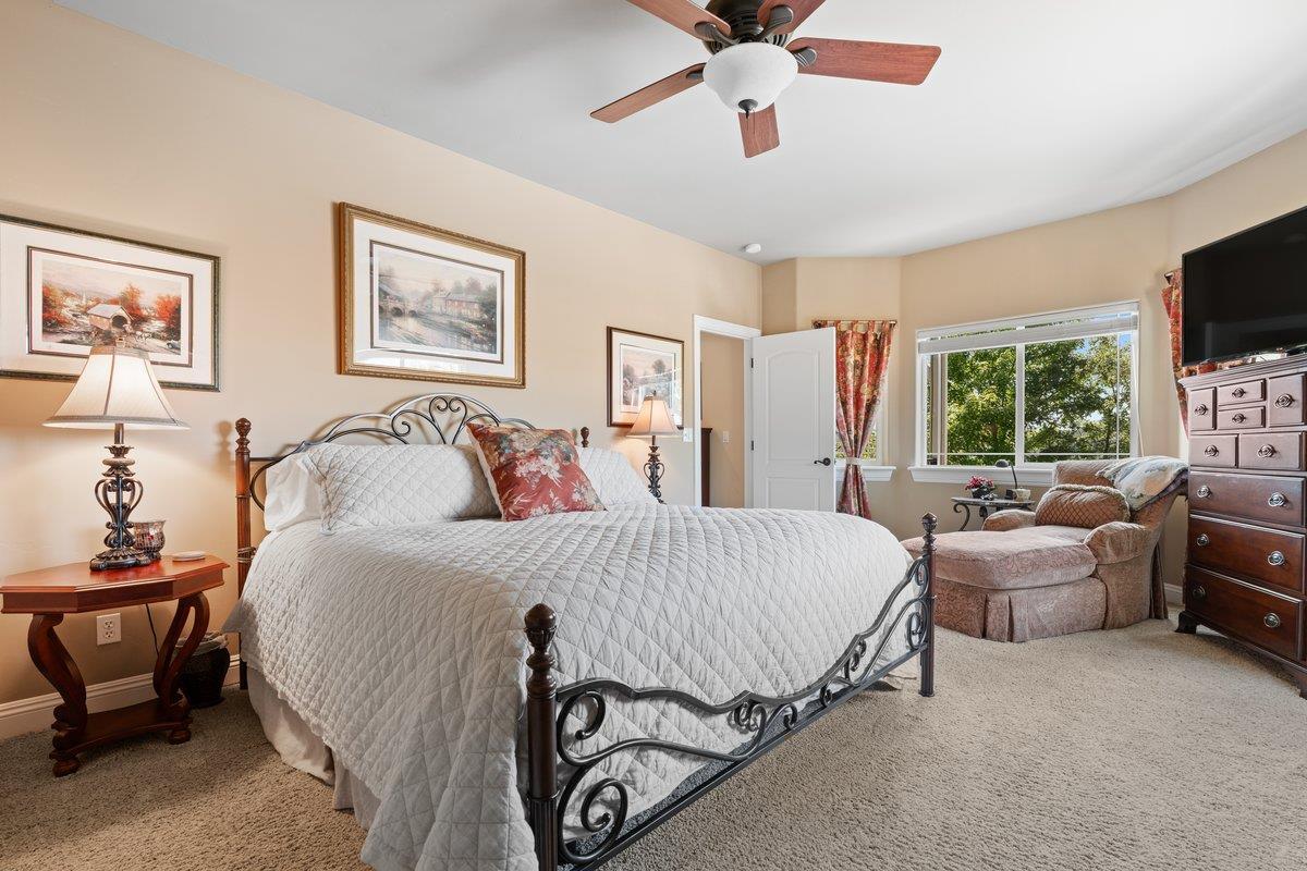 Penn Valley, California, 95946, United States, 5 Bedrooms Bedrooms, ,3 BathroomsBathrooms,Residential,For Sale,1915394