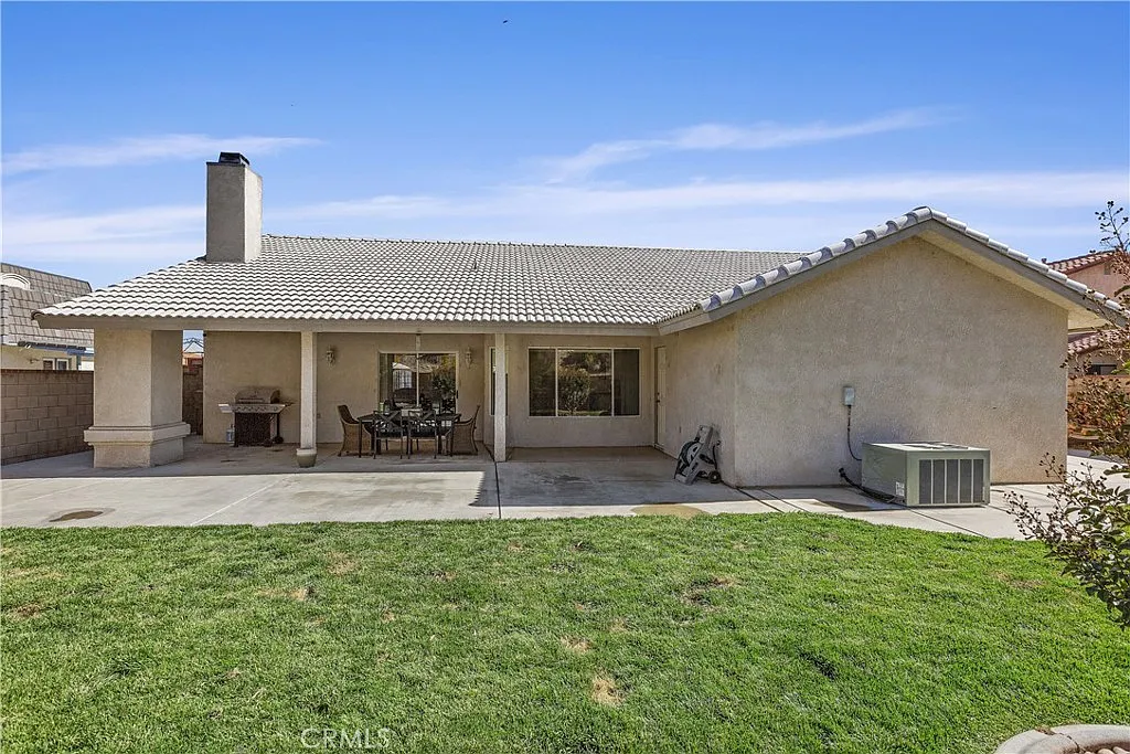 Victorvile, California, 92395, United States, 4 Bedrooms Bedrooms, ,2 BathroomsBathrooms,Residential,For Sale,1978607