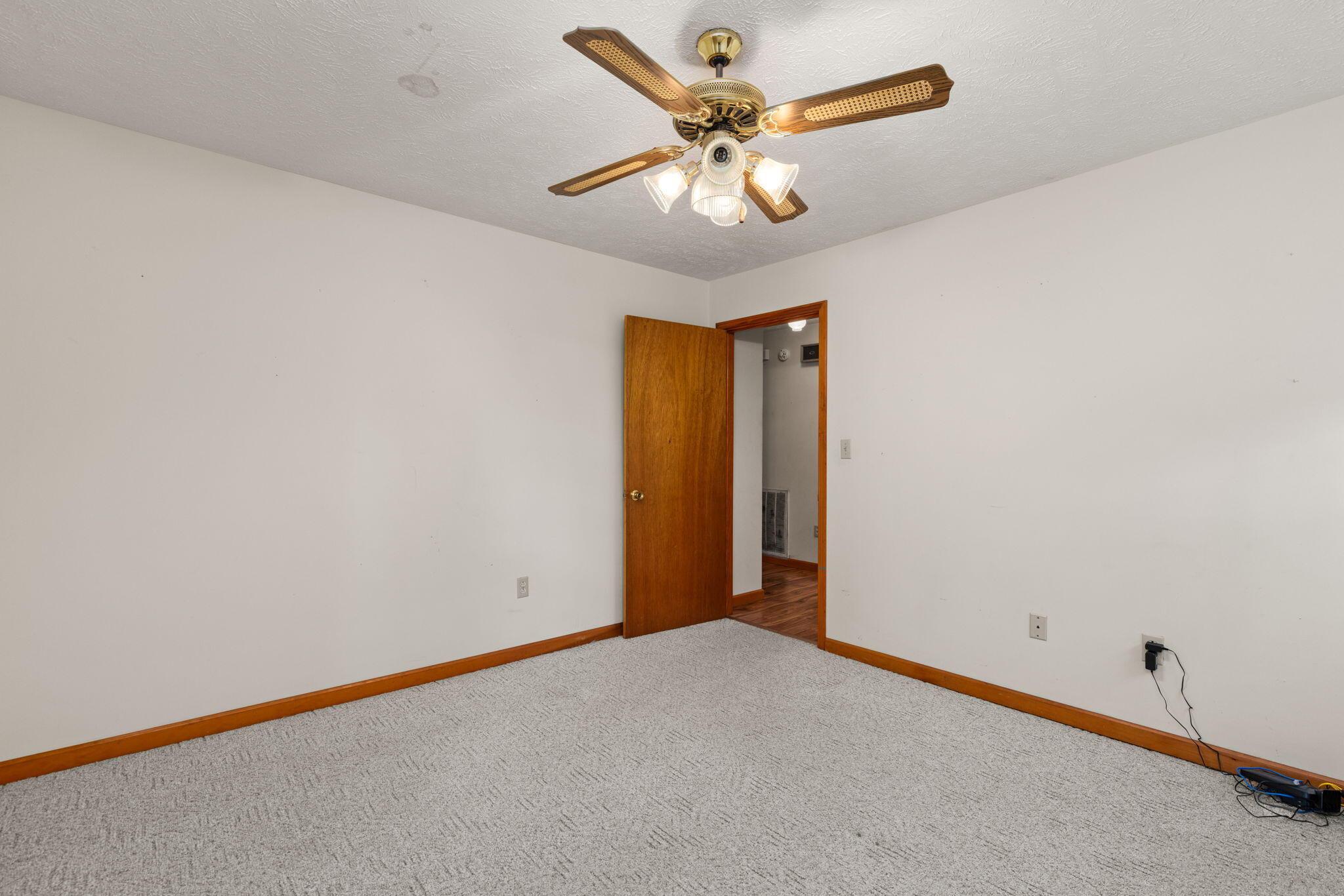 Reagan, Tennessee, 38368, United States, 6 Bedrooms Bedrooms, ,5 BathroomsBathrooms,Residential,For Sale,1927182