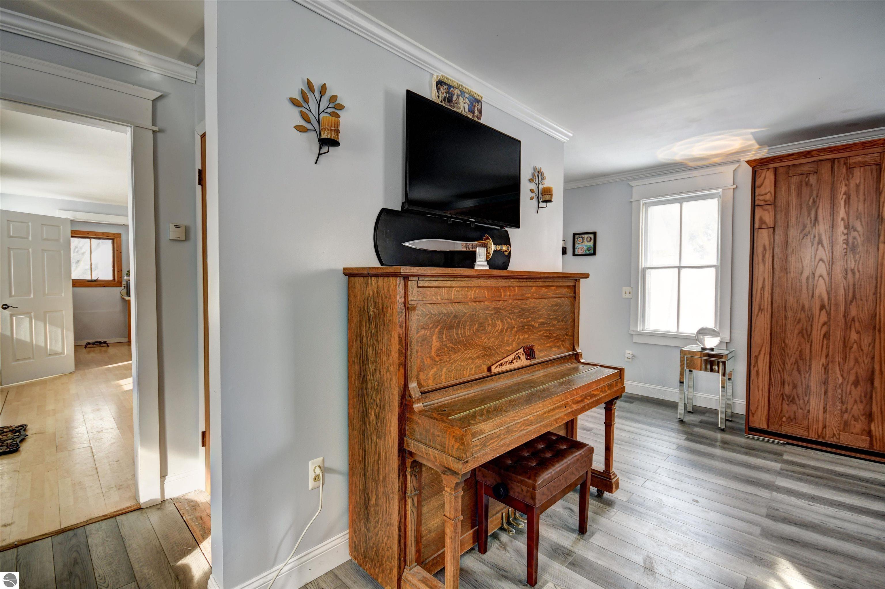 Traverse City, Michigan, 49686, United States, 3 Bedrooms Bedrooms, ,2 BathroomsBathrooms,Residential,For Sale,1819193