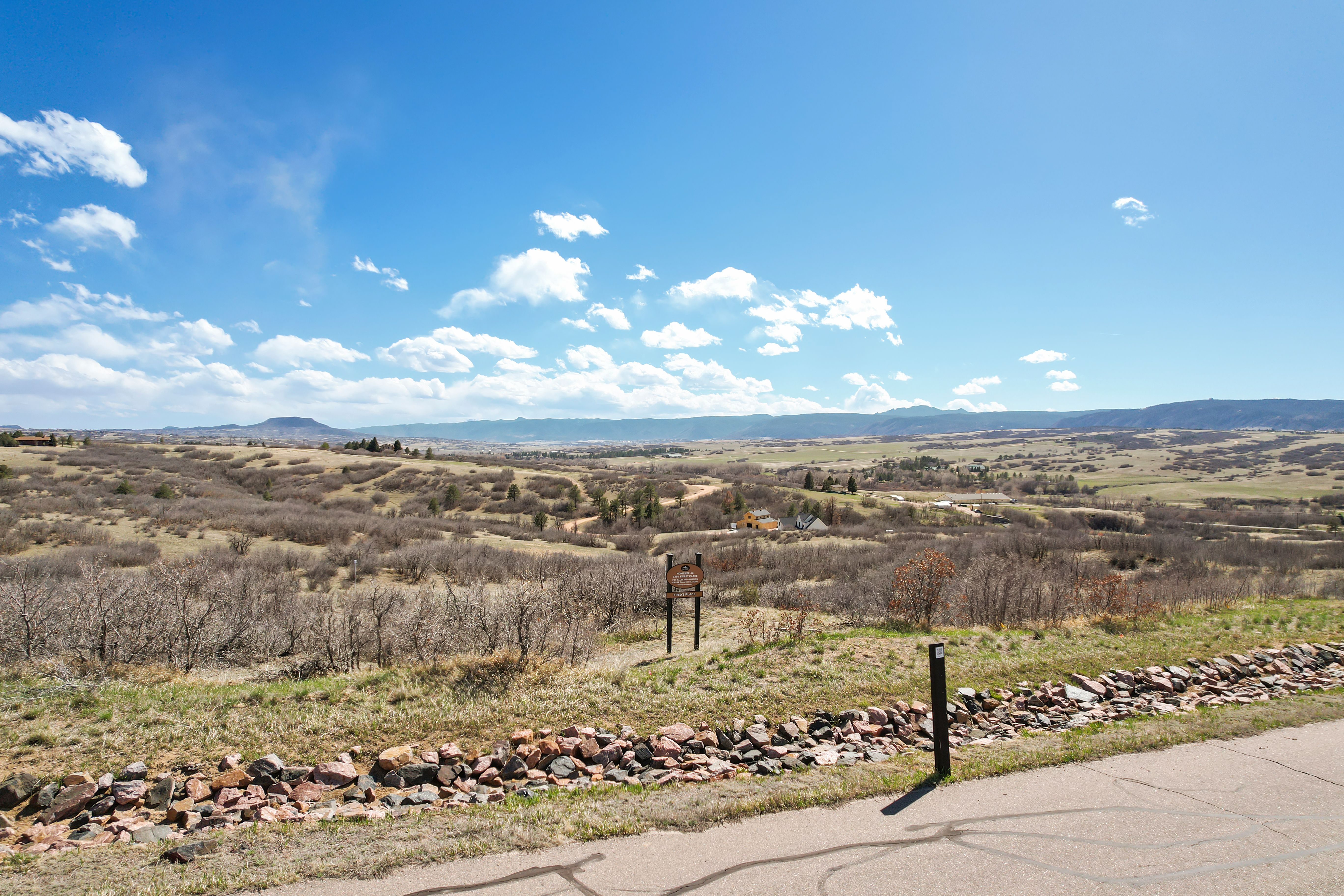  Gorgeous 4-acre lot - 物件實景
