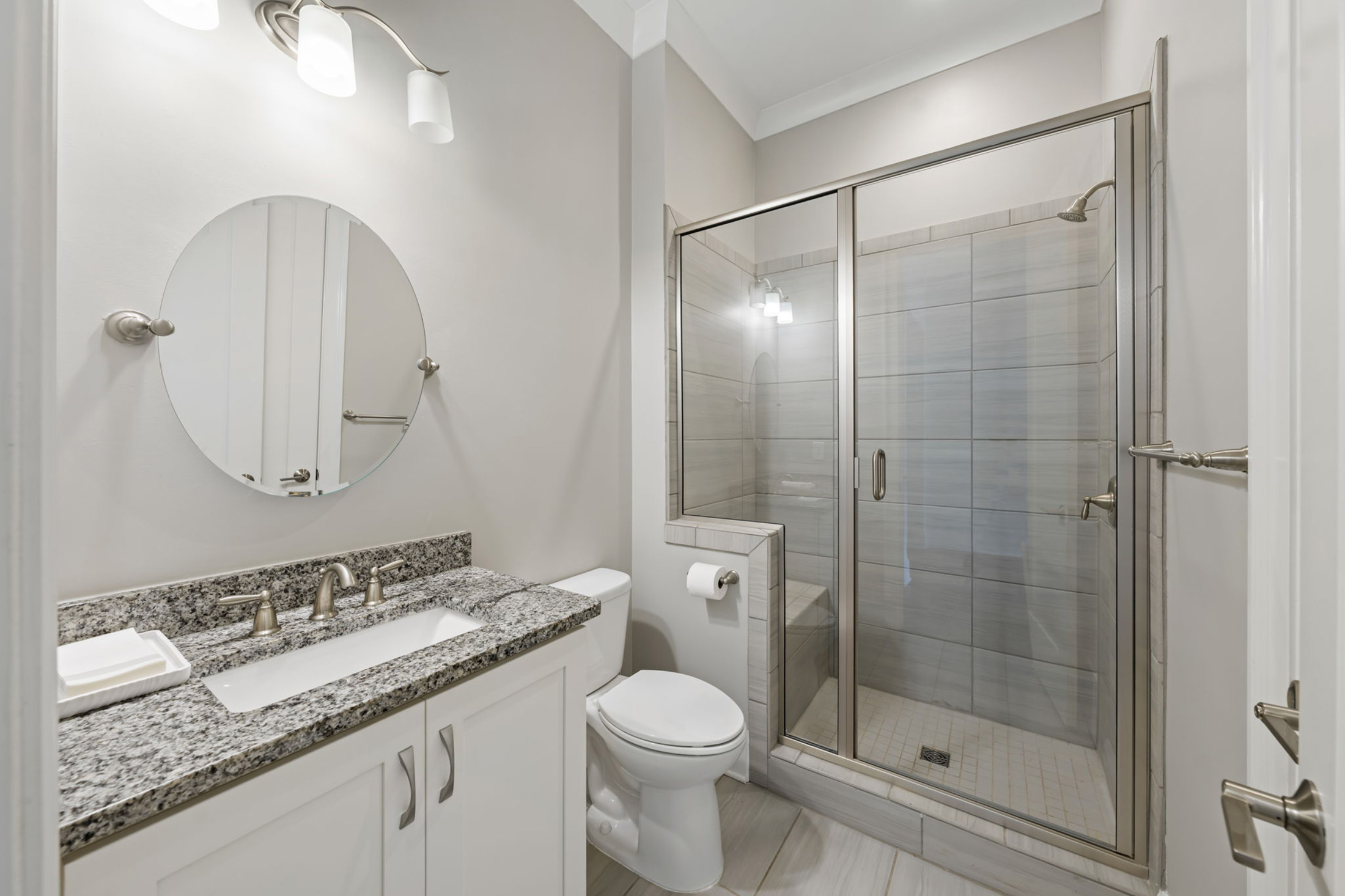  Sophisticated Design and Exceptional Convenience in Alpharetta - 物件實景