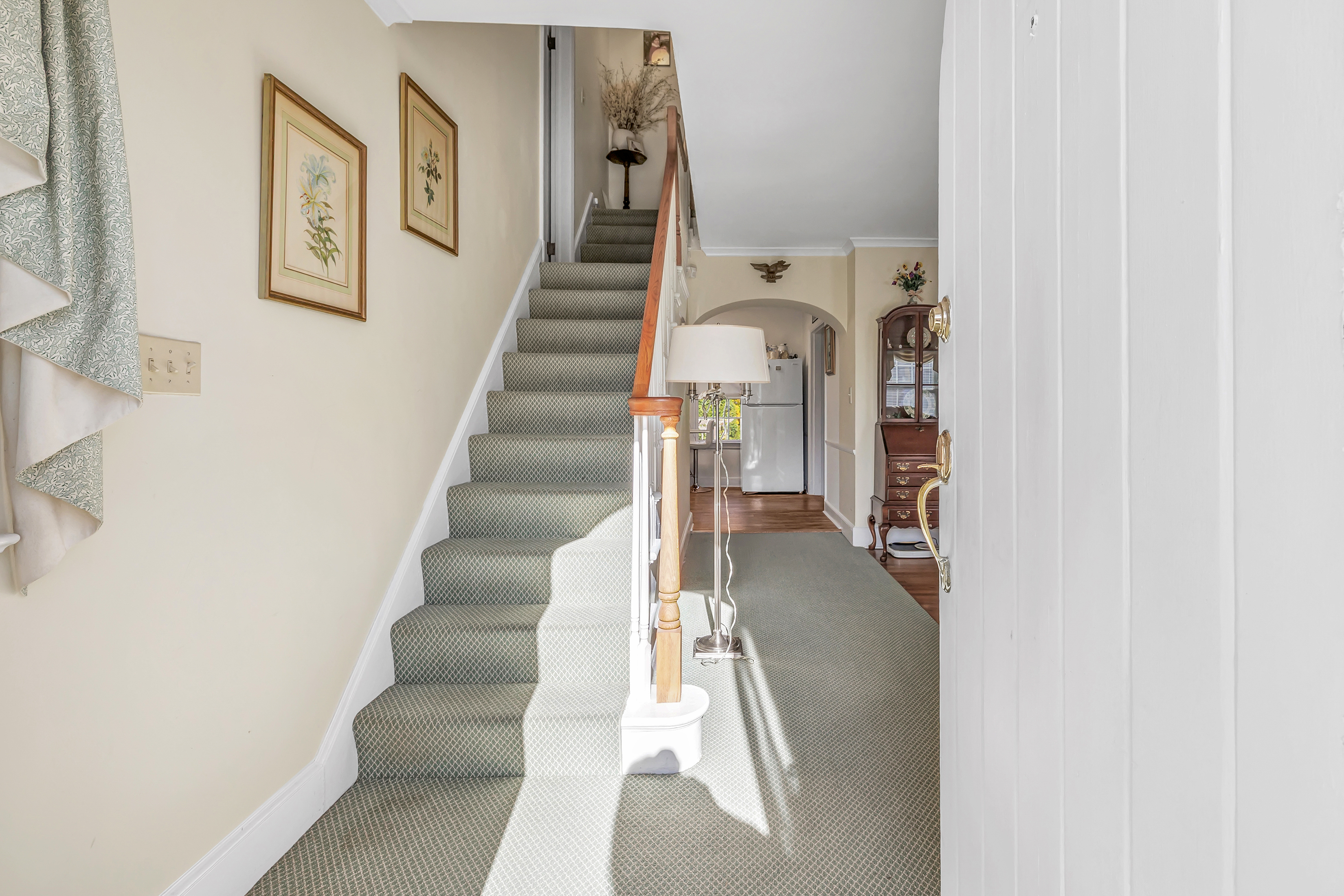 Stratford, Connecticut, 06614, United States, 4 Bedrooms Bedrooms, ,4 BathroomsBathrooms,Residential,For Sale,1996522