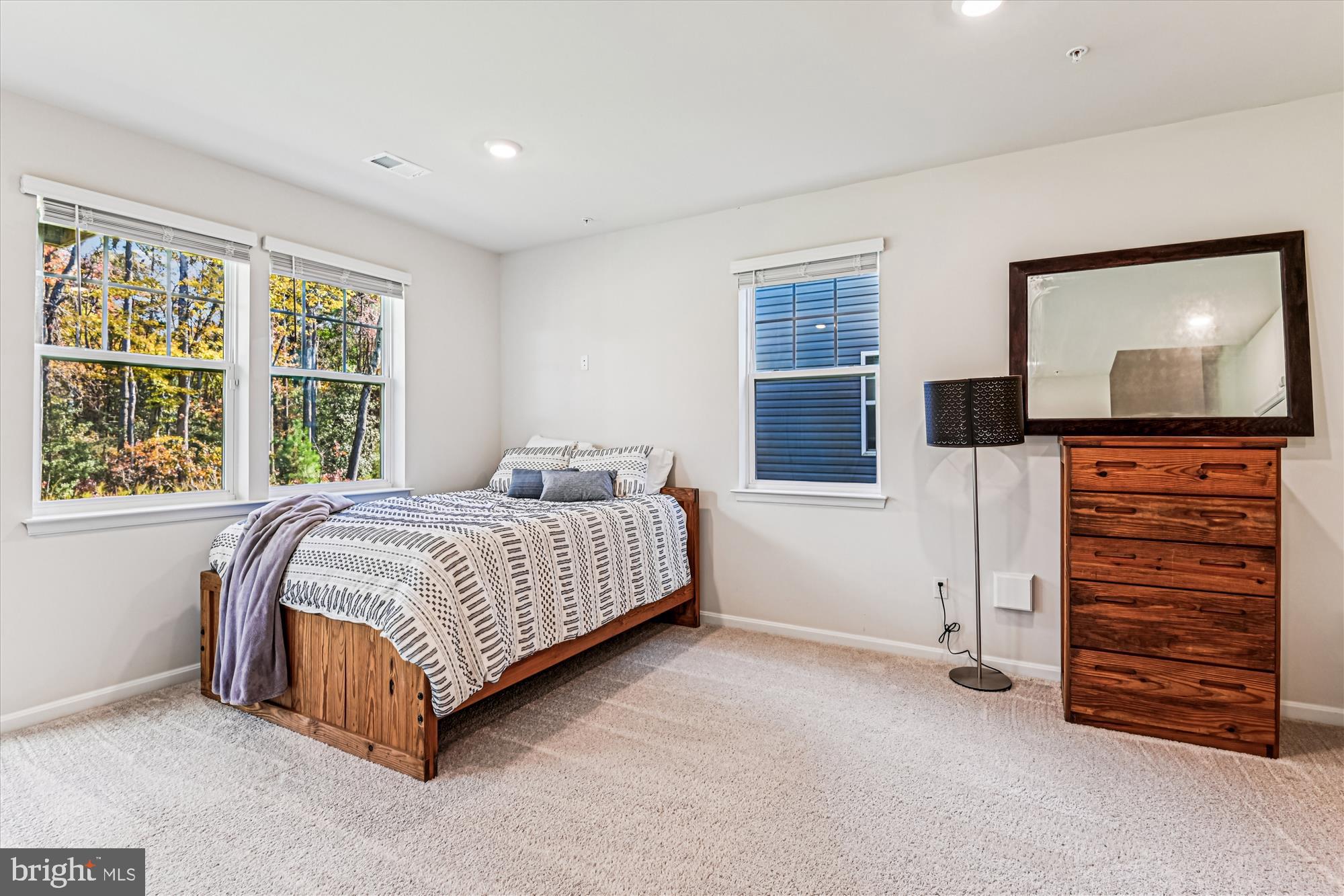 Odenton, Maryland, 21113, United States, 3 Bedrooms Bedrooms, ,3 BathroomsBathrooms,Residential,For Sale,1979208