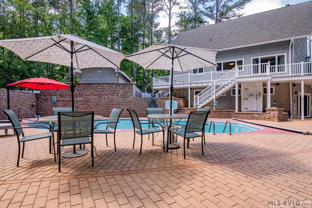 Littleton, North Carolina, 27850, United States, 3 Bedrooms Bedrooms, ,4 BathroomsBathrooms,Residential,For Sale,1836681