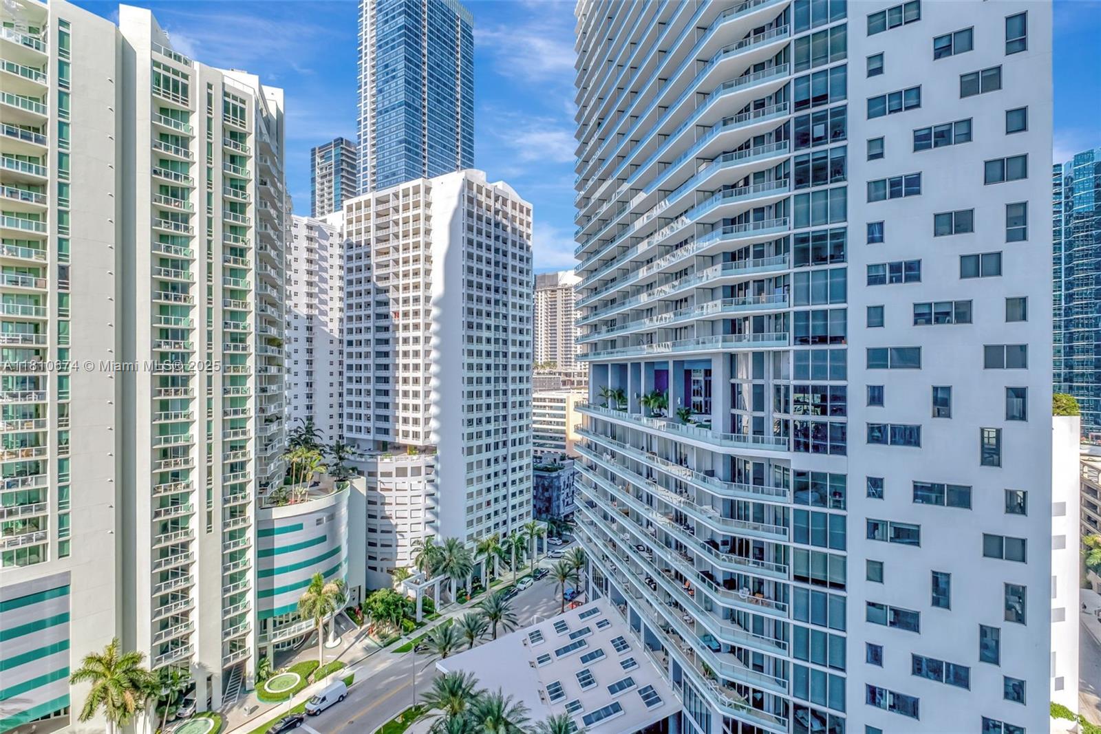 Miami, Florida, 33131, United States, 1 Bedroom Bedrooms, ,1 BathroomBathrooms,Residential,For Sale,1837622