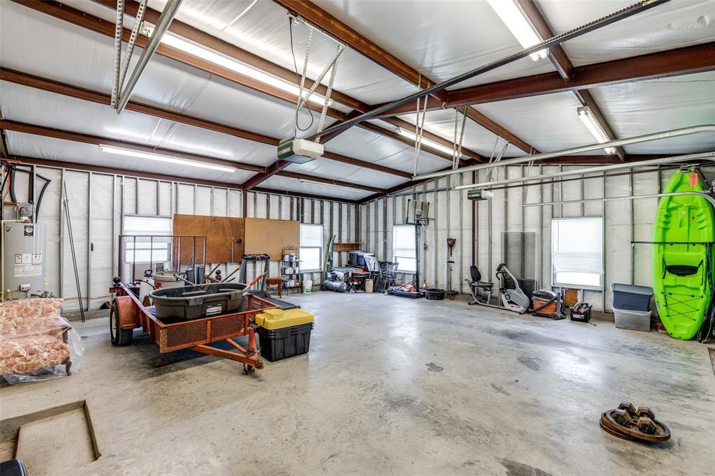 Bonham, Texas, 75418, United States, 3 Bedrooms Bedrooms, ,2 BathroomsBathrooms,Residential,For Sale,1691474