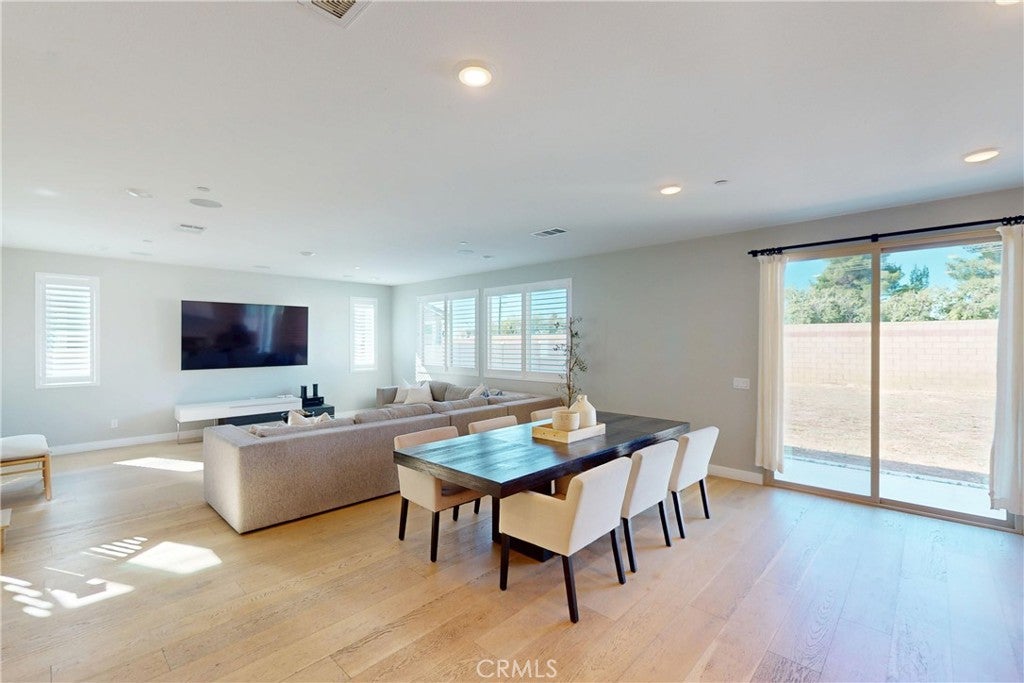 Beaumont, California, 92223, United States, 4 Bedrooms Bedrooms, ,4 BathroomsBathrooms,Residential,For Sale,1984009