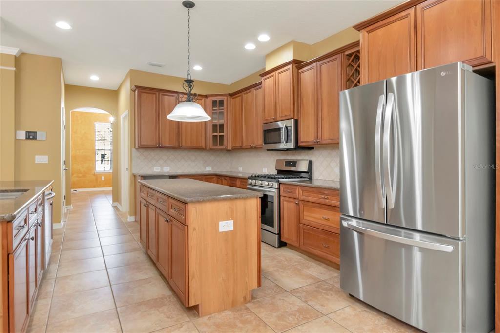 Tampa, Florida, 33647, United States, 4 Bedrooms Bedrooms, ,4 BathroomsBathrooms,Residential,For Sale,1989422