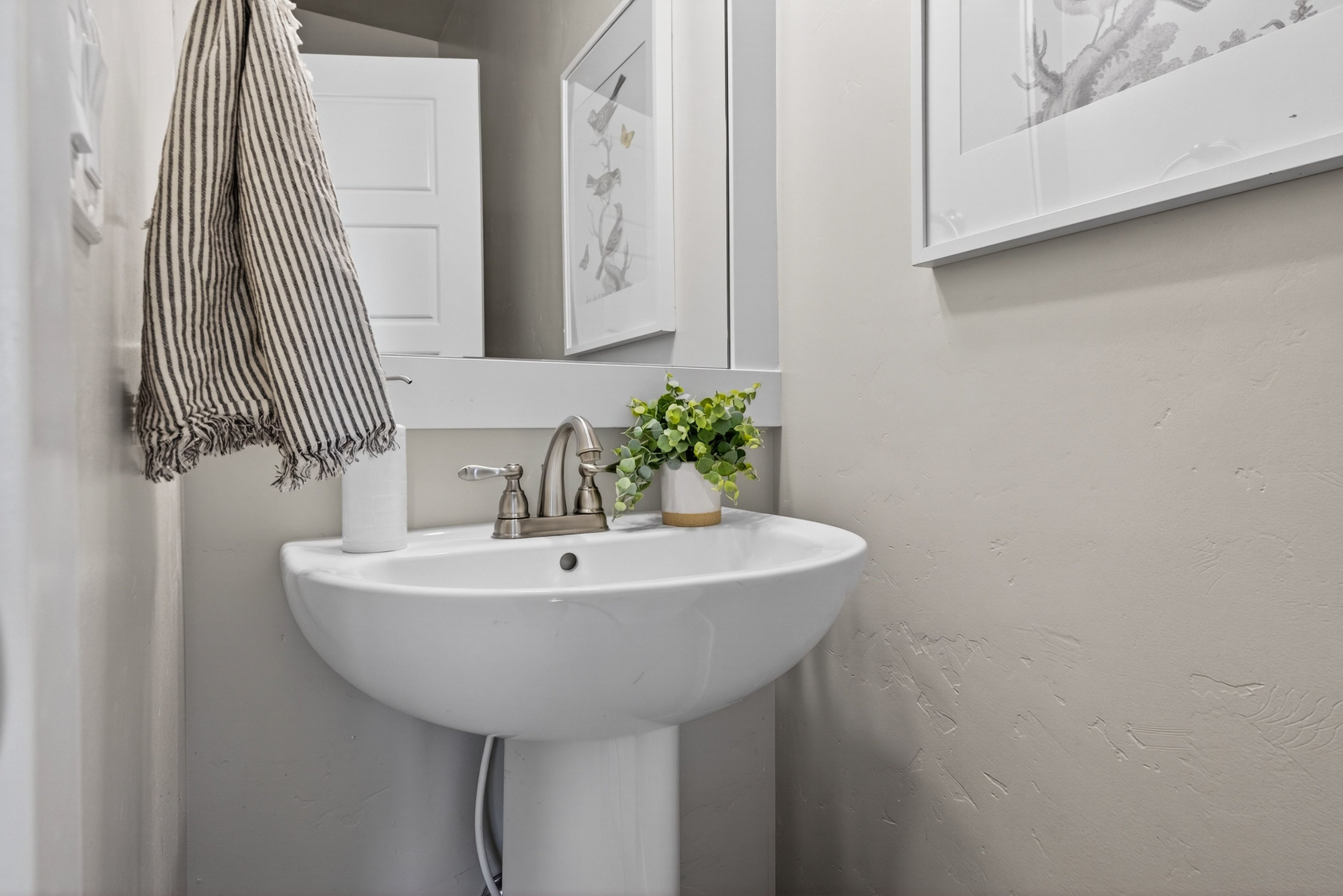  Impeccable Modern Craftsman in Eagle - 物件實景