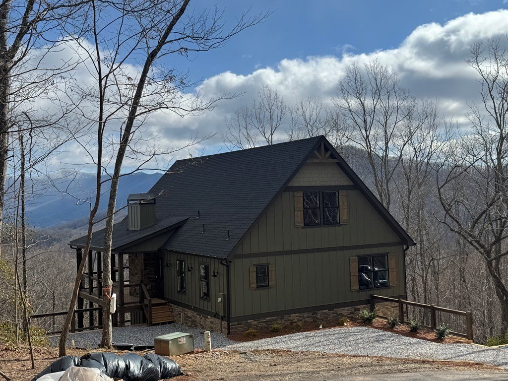 Young Harris, Georgia, 30582, United States, 3 Bedrooms Bedrooms, ,2 BathroomsBathrooms,Residential,For Sale,2010979