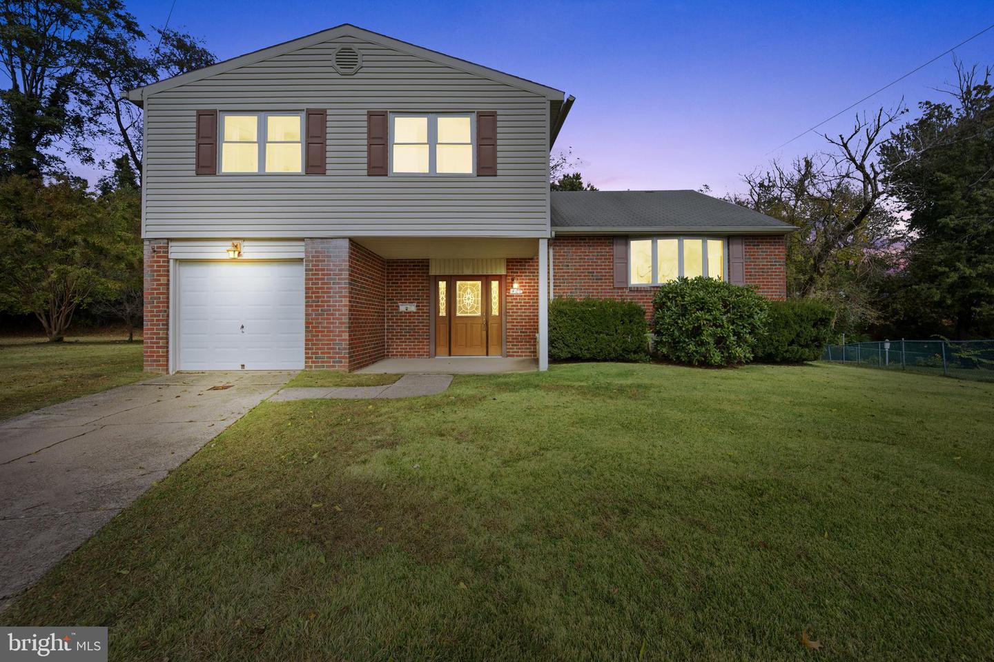 Philadelphia, Pennsylvania, 19115, United States, 4 Bedrooms Bedrooms, ,3 BathroomsBathrooms,Residential,For Sale,1966541