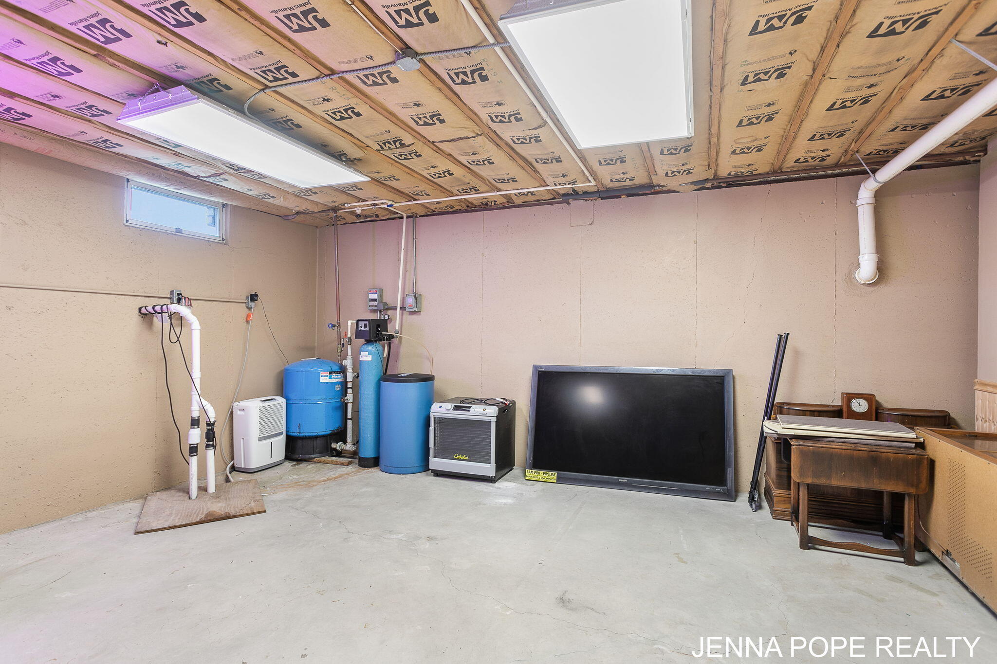 Marne, Michigan, 49435, United States, 3 Bedrooms Bedrooms, ,2 BathroomsBathrooms,Residential,For Sale,1826761