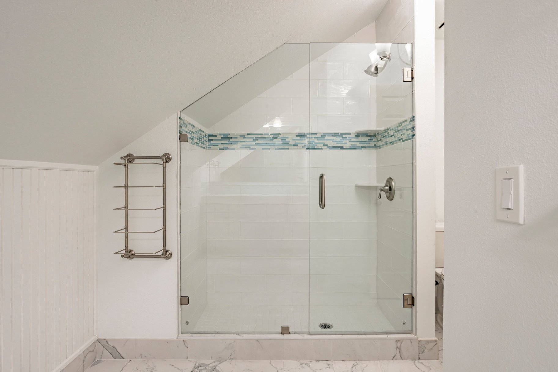  A Large Home in a Sought-After Private Community in East Millcreek - 物件實景