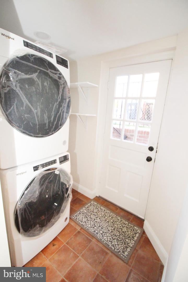 WASHINGTON, District of Columbia, 20012, United States, 4 Bedrooms Bedrooms, ,4 BathroomsBathrooms,Residential,For Sale,1783865
