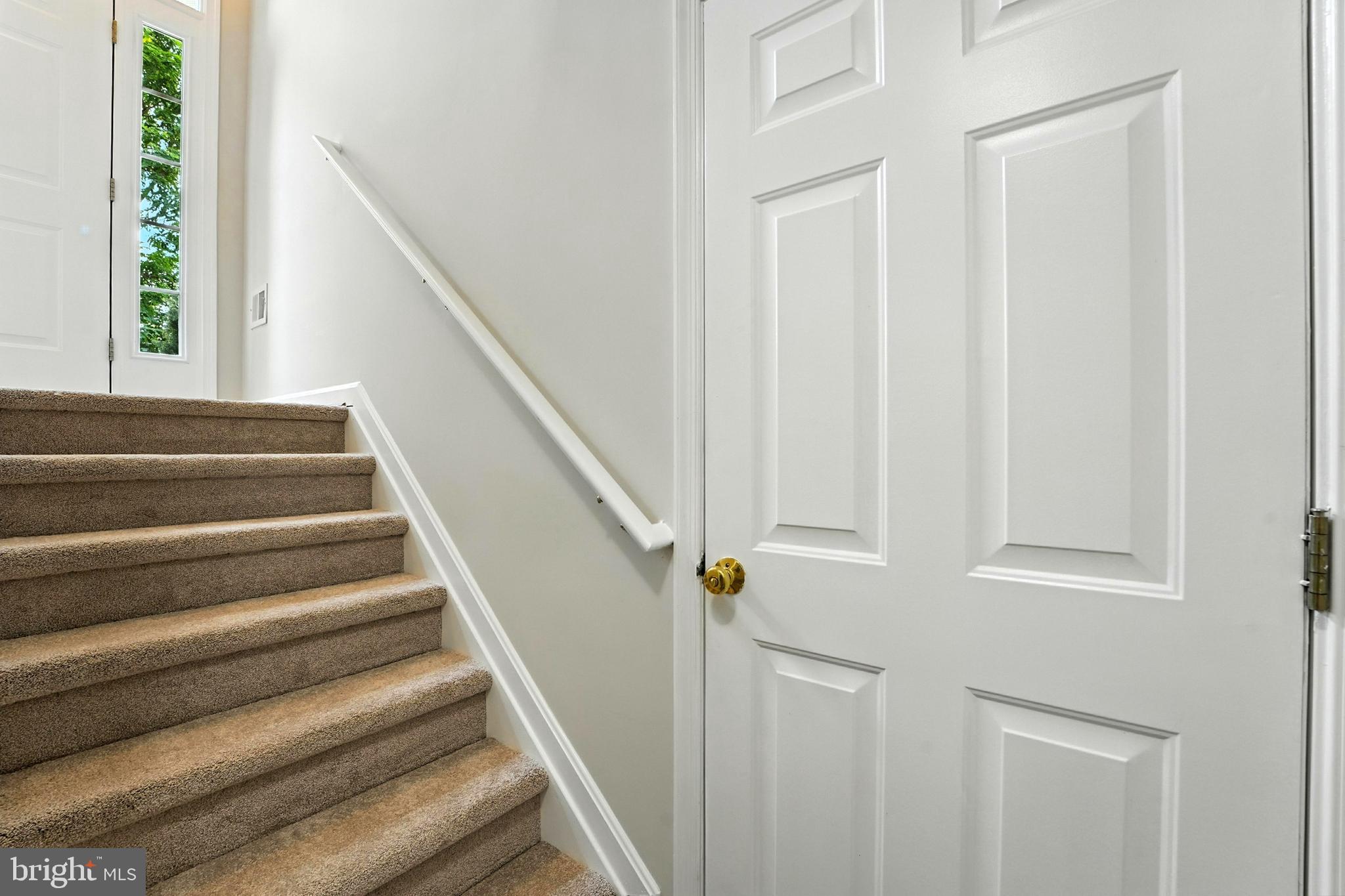 Warrenton, Virginia, 20186, United States, 3 Bedrooms Bedrooms, ,3 BathroomsBathrooms,Residential,For Sale,1930578