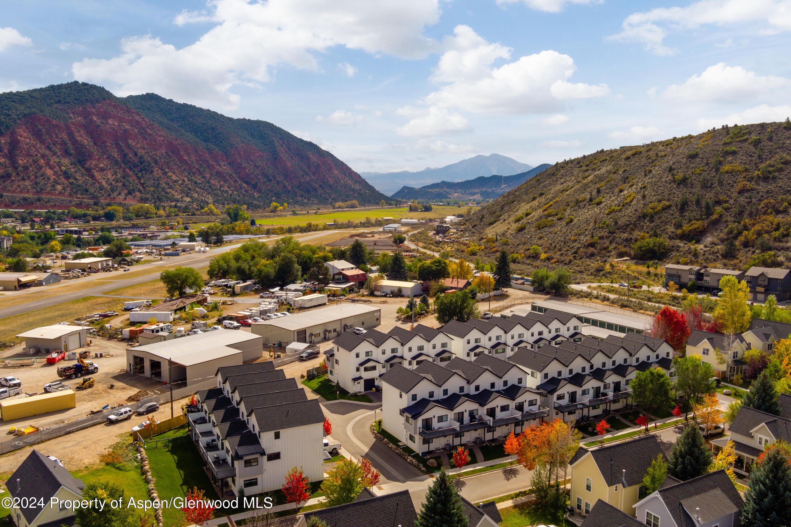 Glenwood Springs, Colorado, 81601, United States, 4 Bedrooms Bedrooms, ,4 BathroomsBathrooms,Residential,For Sale,1898816
