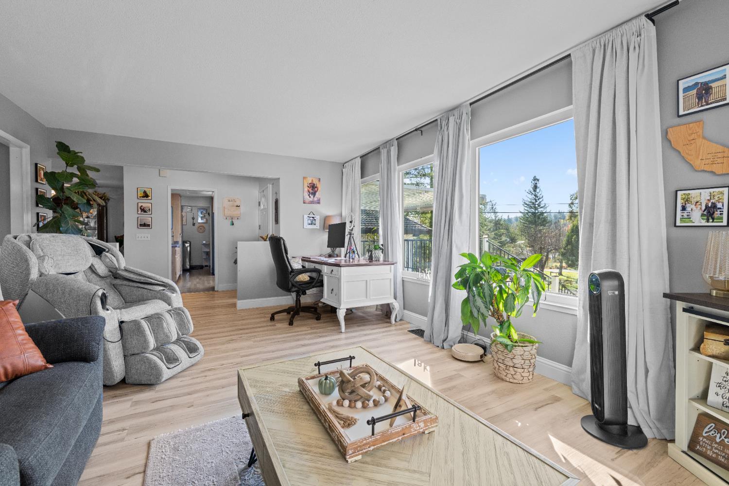 Auburn, California, 95602, United States, 3 Bedrooms Bedrooms, ,2 BathroomsBathrooms,Residential,For Sale,2010443