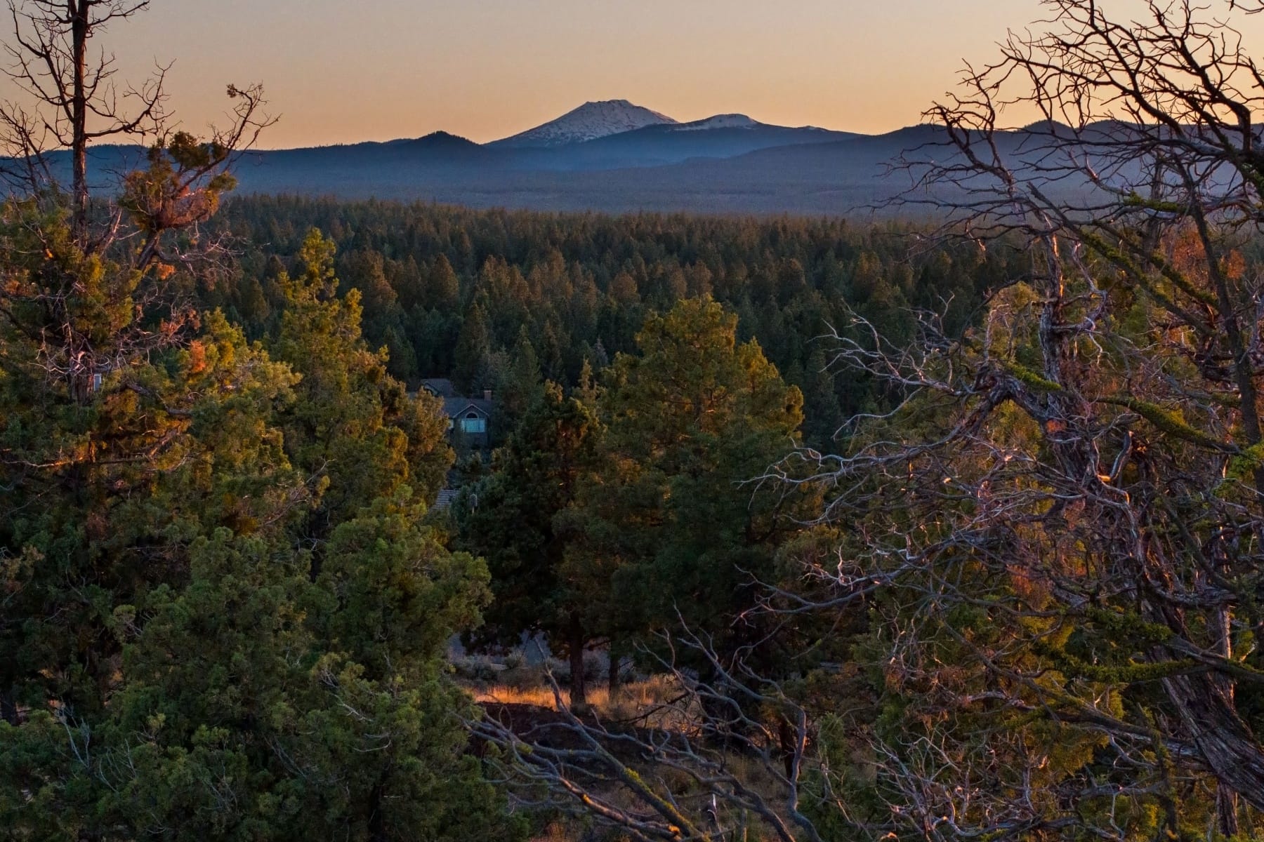  3380 NW Greenleaf Way Bend, OR 97703 - 物件實景
