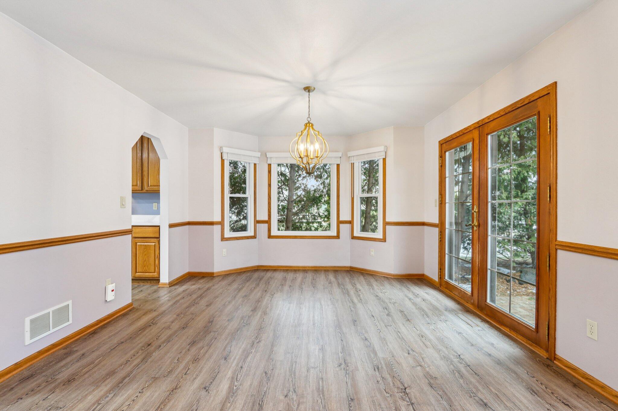 Muskego, Wisconsin, 53150, United States, 3 Bedrooms Bedrooms, ,3 BathroomsBathrooms,Residential,For Sale,2007813