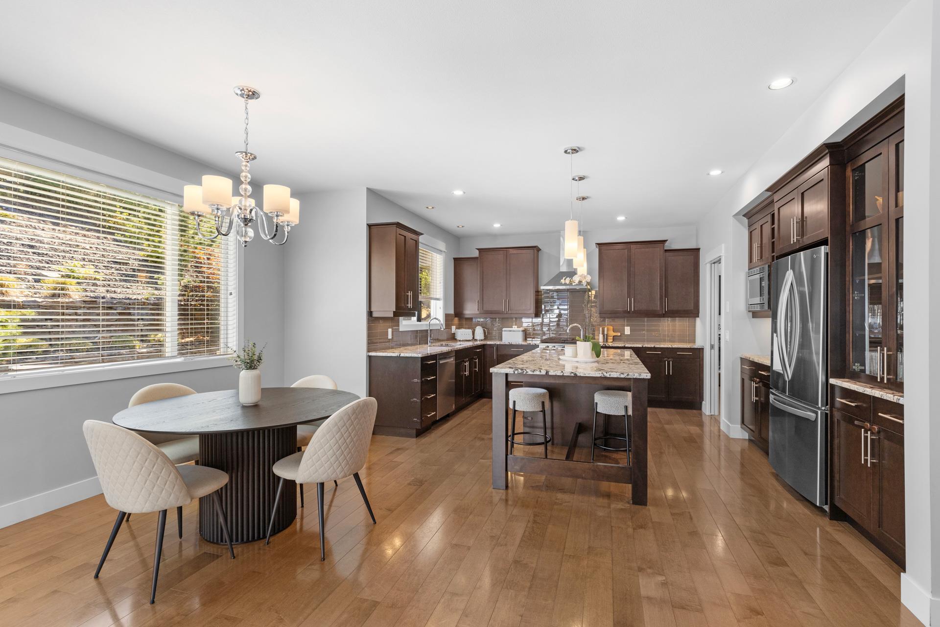 KELOWNA, British Columbia, V1W 5K2, CA, 5 Bedrooms Bedrooms, ,3 BathroomsBathrooms,Residential,For Sale,1960924