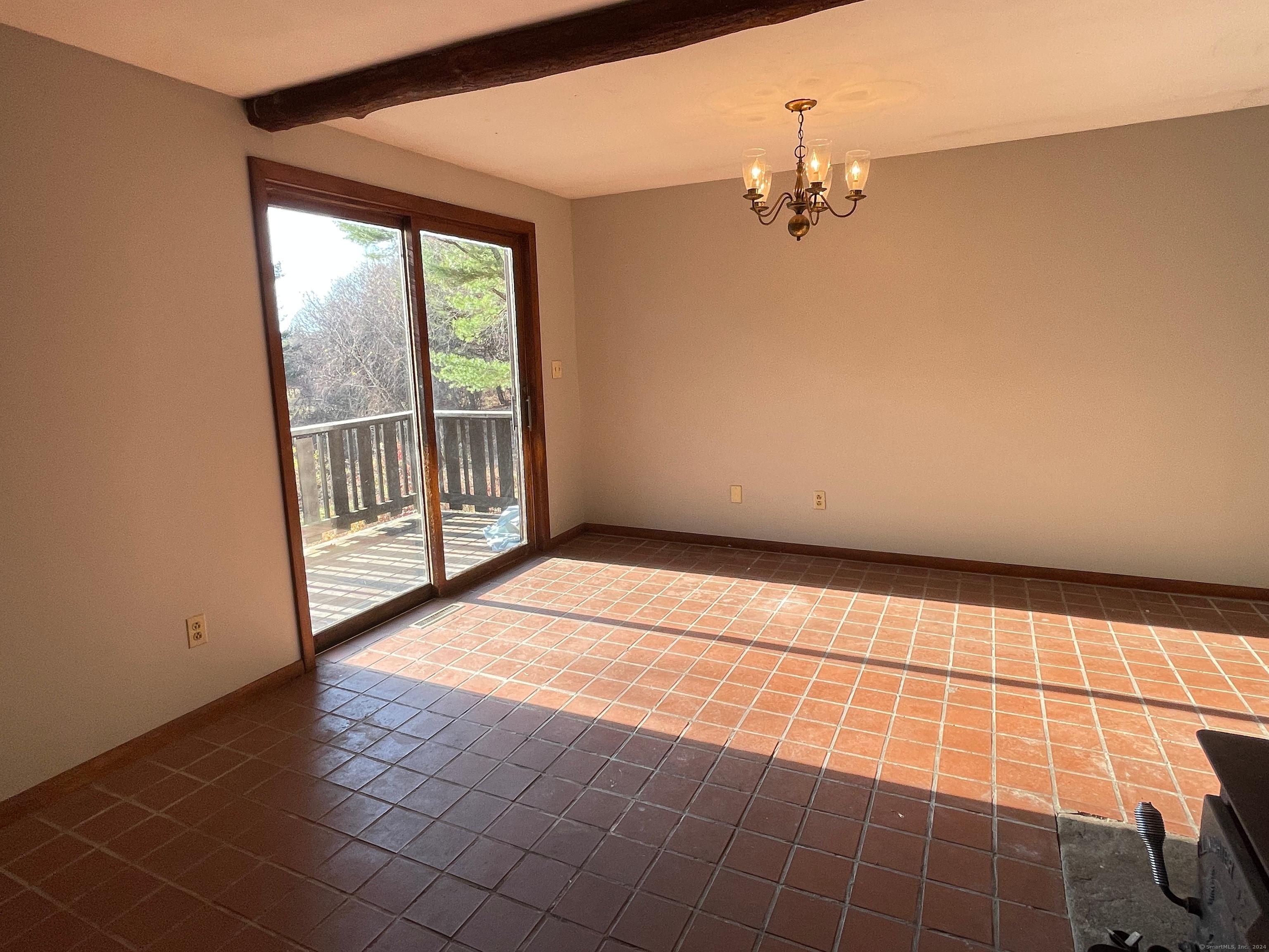 Litchfield, Connecticut, 06759, United States, 3 Bedrooms Bedrooms, ,3 BathroomsBathrooms,Residential,For Sale,1937635