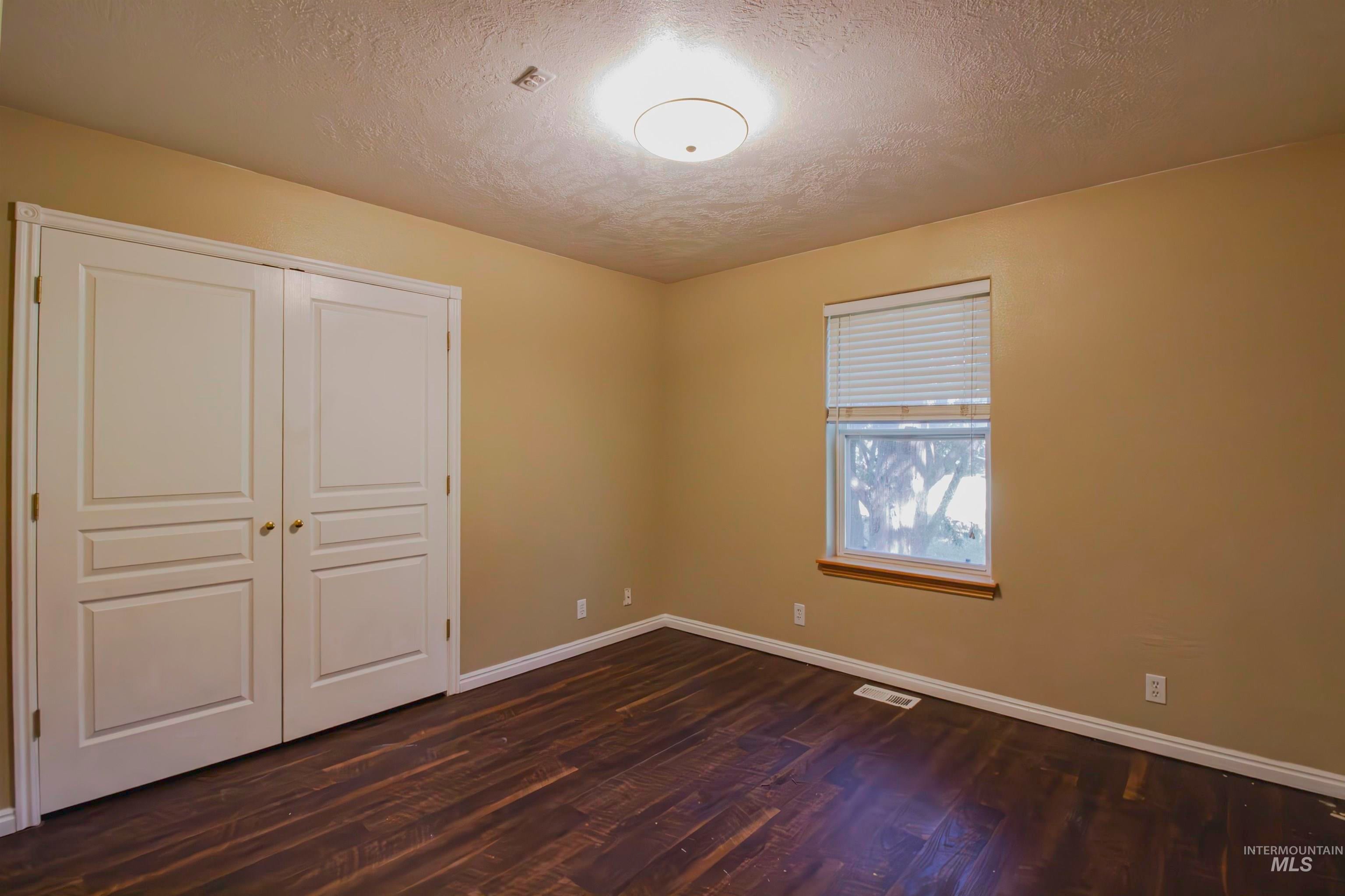 Ontario, Oregon, 97914, United States, 4 Bedrooms Bedrooms, ,3 BathroomsBathrooms,Residential,For Sale,1866488