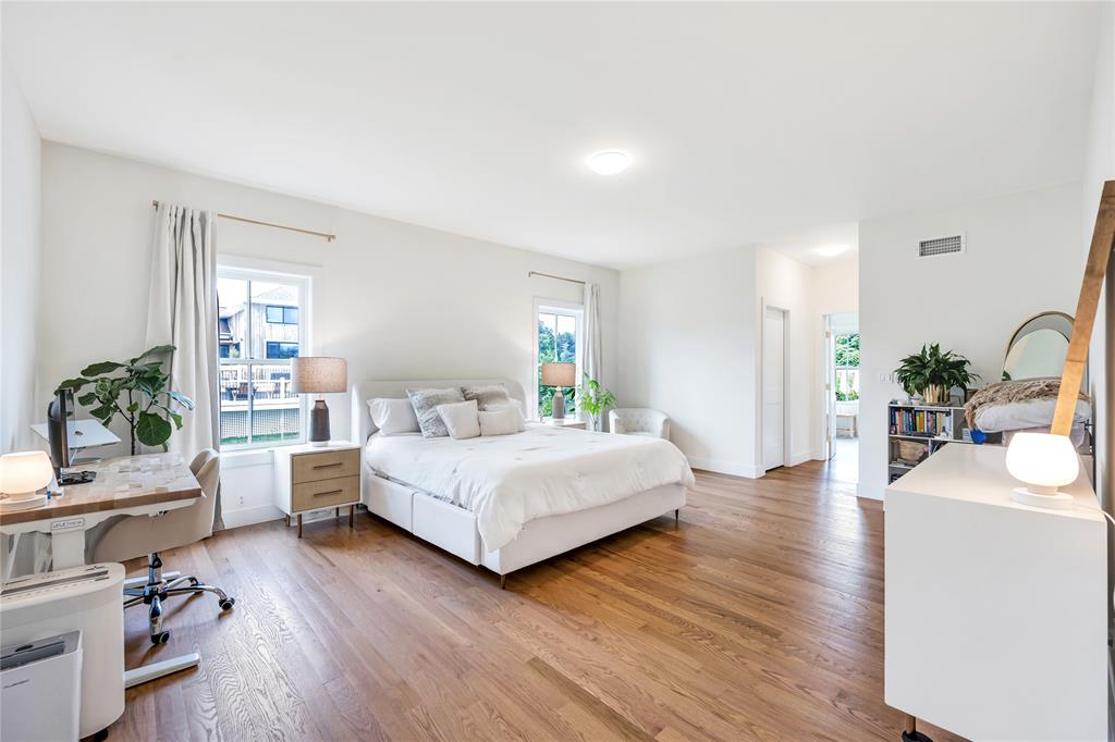 East Moriches, New York, 11940, United States, 4 Bedrooms Bedrooms, ,3 BathroomsBathrooms,Residential,For Sale,1901404