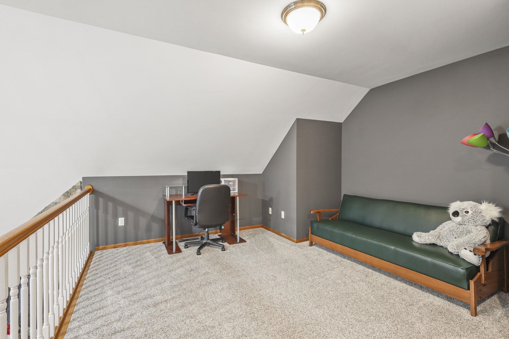 Barneveld, Wisconsin, 53507, United States, 3 Bedrooms Bedrooms, ,4 BathroomsBathrooms,Residential,For Sale,1986114