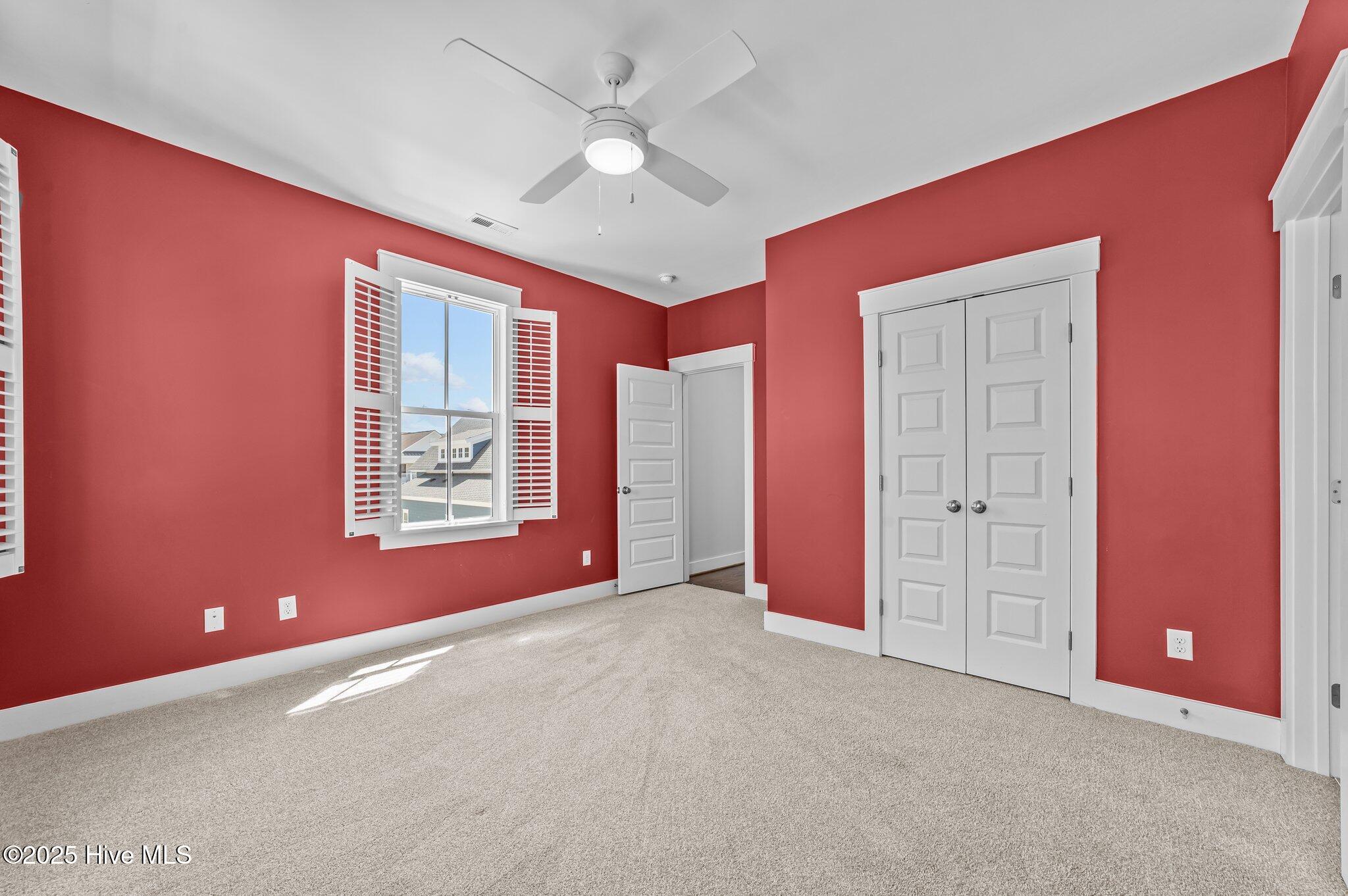 Washington, North Carolina, 27889, United States, 3 Bedrooms Bedrooms, ,3 BathroomsBathrooms,Residential,For Sale,1768142