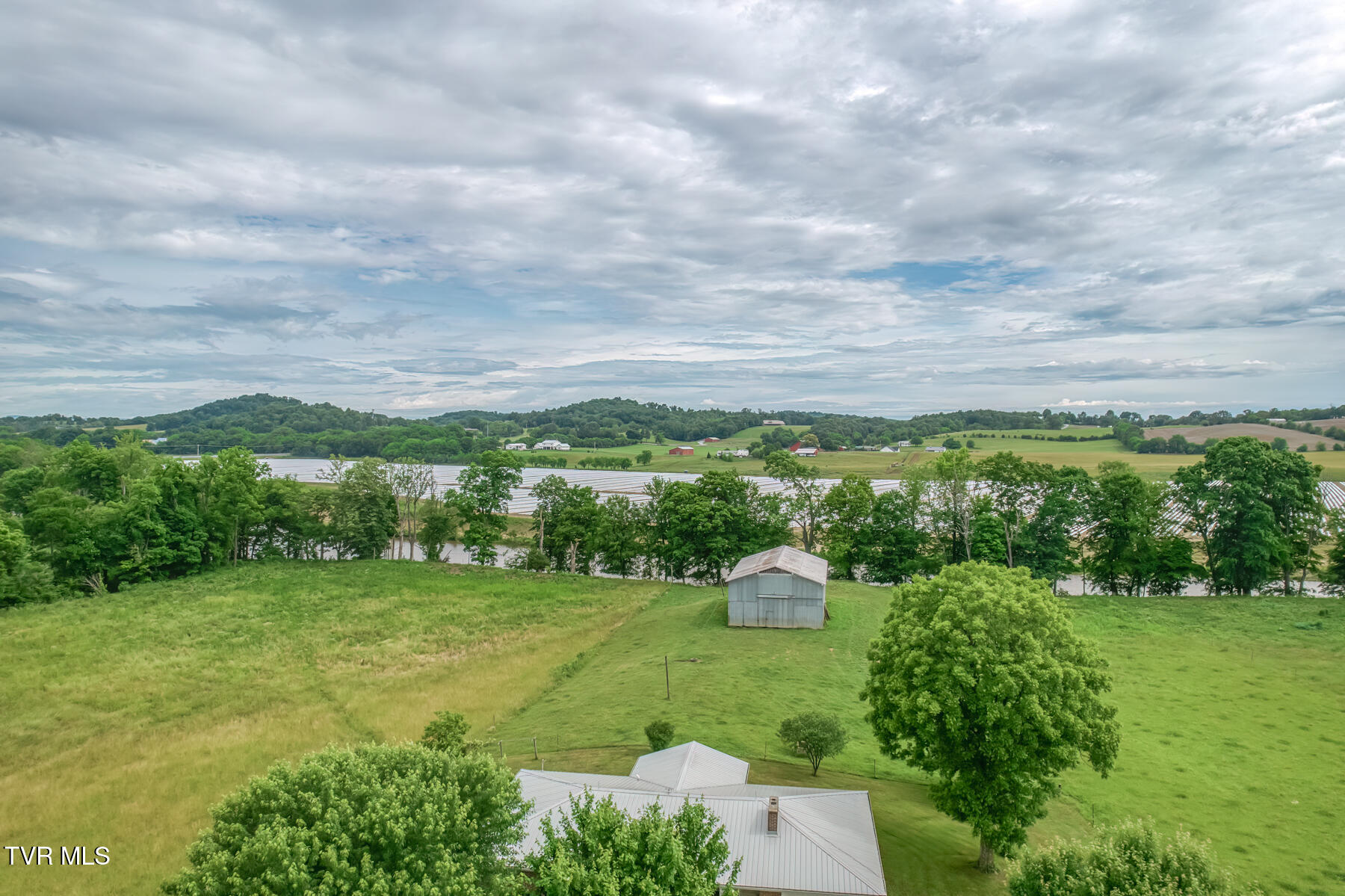 Chuckey, Tennessee, 37641, United States, 3 Bedrooms Bedrooms, ,1 BathroomBathrooms,Residential,For Sale,2048745