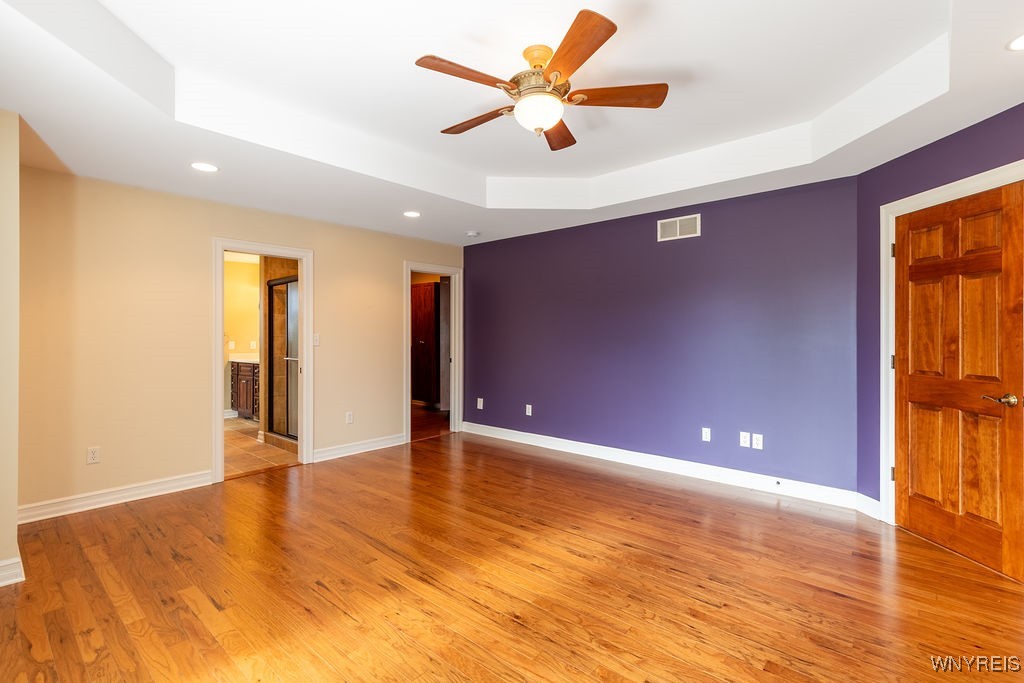 Grand Island, New York, 14072, United States, 4 Bedrooms Bedrooms, ,5 BathroomsBathrooms,Residential,For Sale,1975944