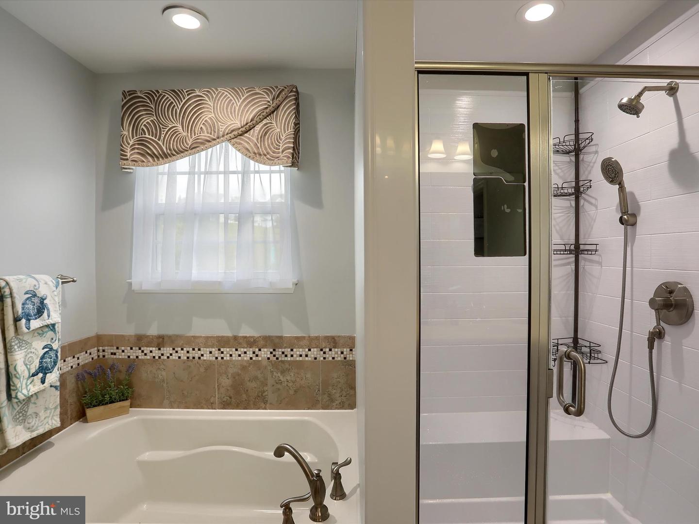 Harrisburg, Pennsylvania, 17112, United States, 5 Bedrooms Bedrooms, ,4 BathroomsBathrooms,Residential,For Sale,1970182