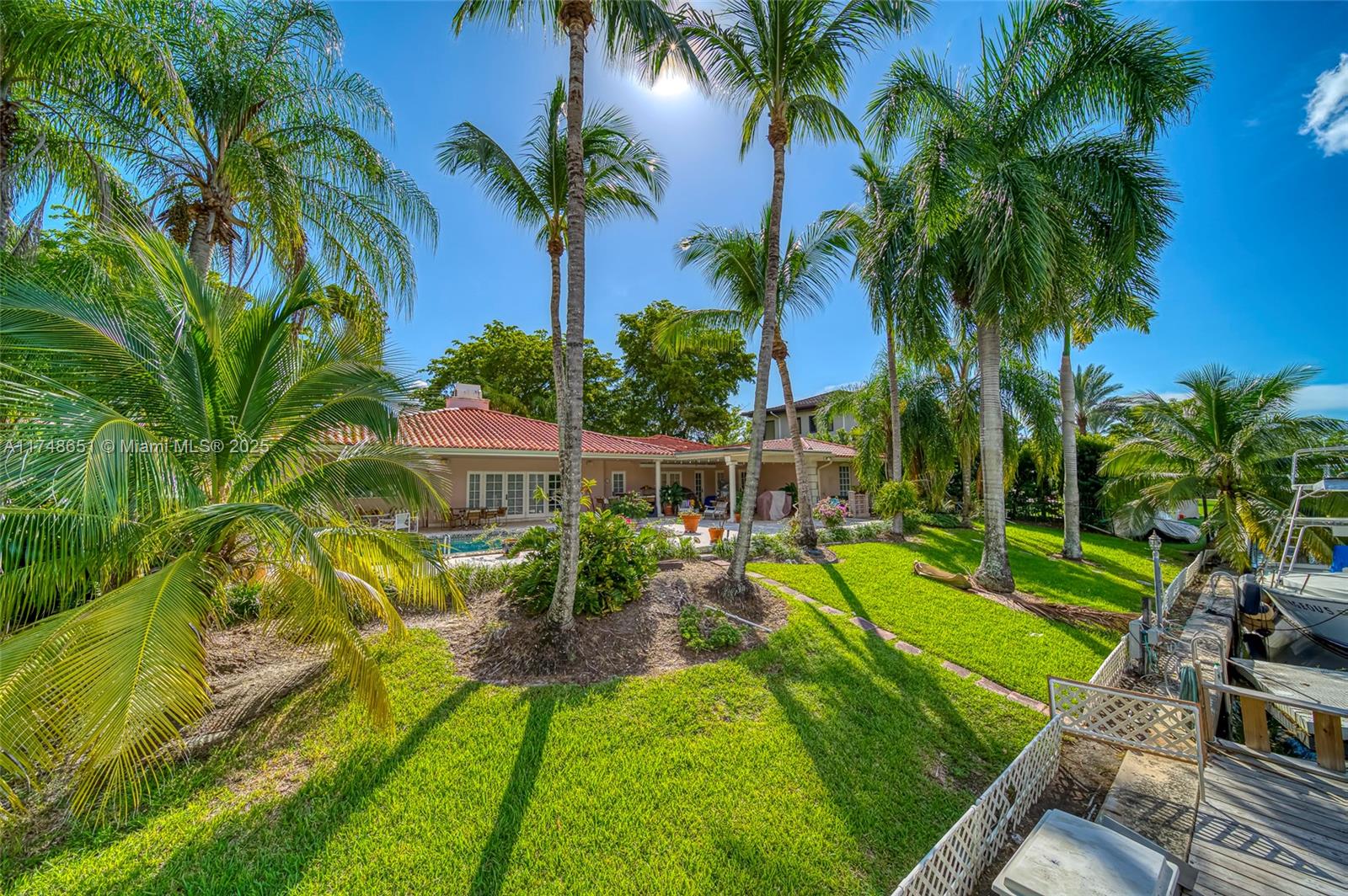 Coral Gables, Florida, 33156, United States, 5 Bedrooms Bedrooms, ,4 BathroomsBathrooms,Residential,For Sale,1712227