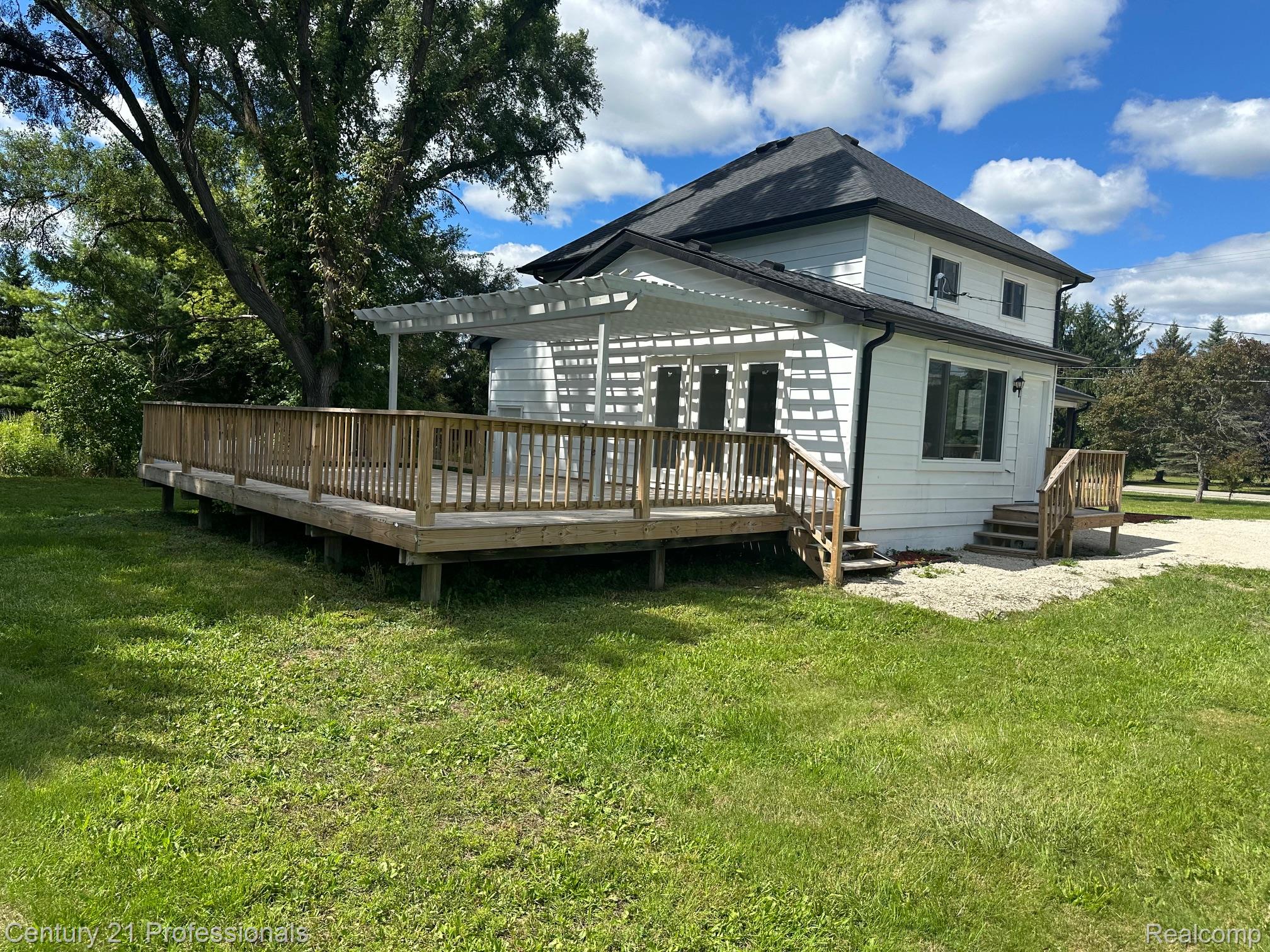 China, Michigan, 48054, United States, 4 Bedrooms Bedrooms, ,2 BathroomsBathrooms,Residential,For Sale,1974308