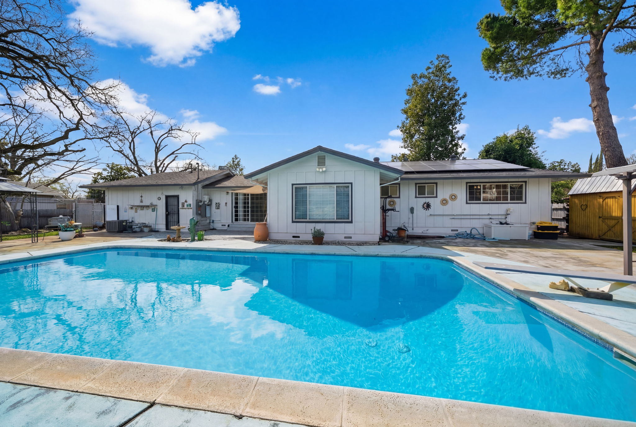 Redding, California, 96002, United States, 3 Bedrooms Bedrooms, ,2 BathroomsBathrooms,Residential,For Sale,2008802