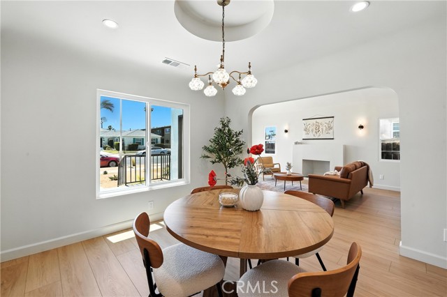 Los Angeles, California, 90047, United States, 2 Bedrooms Bedrooms, ,2 BathroomsBathrooms,Residential,For Sale,1935567