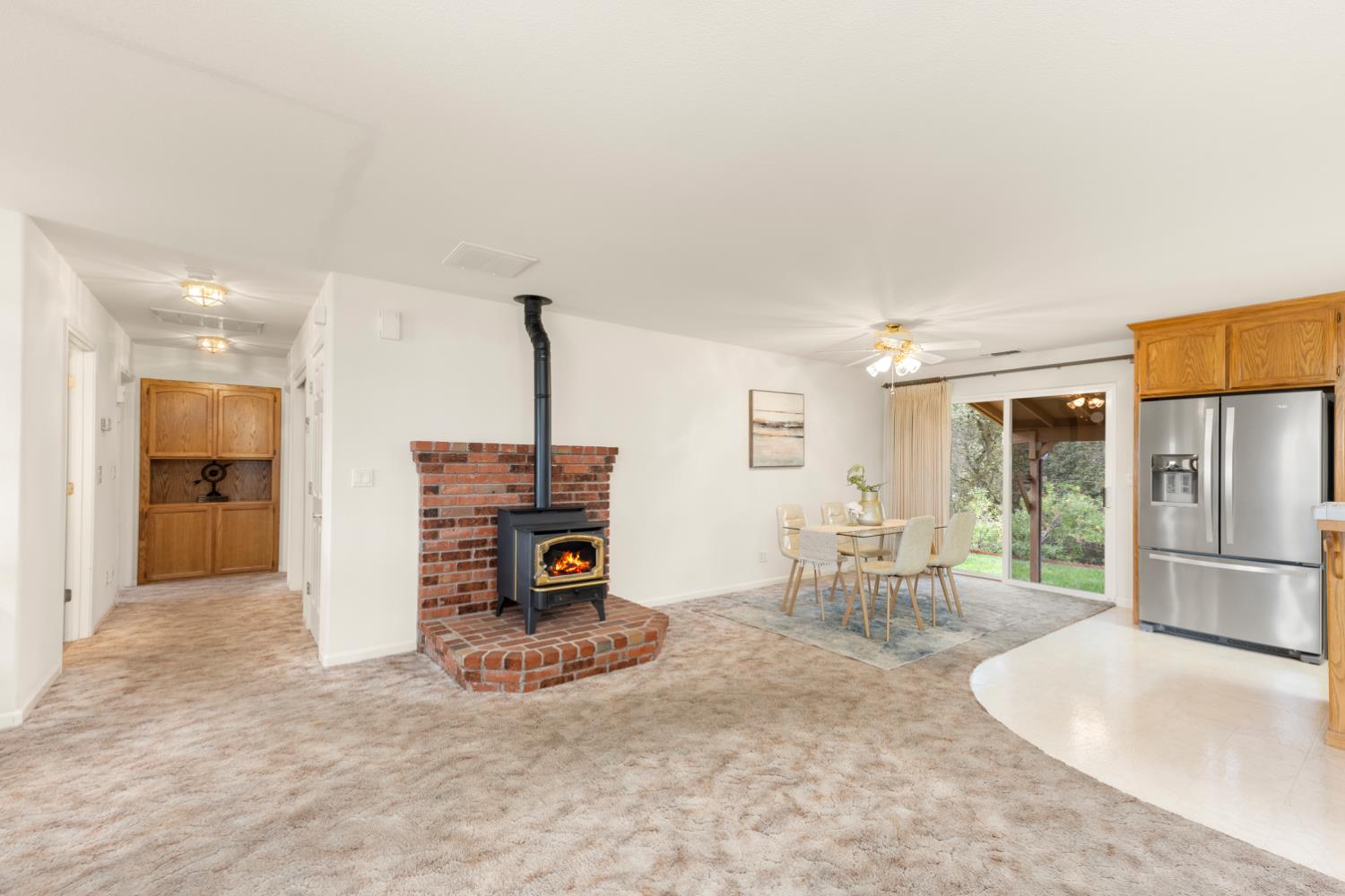 Shingle Springs, California, 95682, United States, 3 Bedrooms Bedrooms, ,3 BathroomsBathrooms,Residential,For Sale,1997420