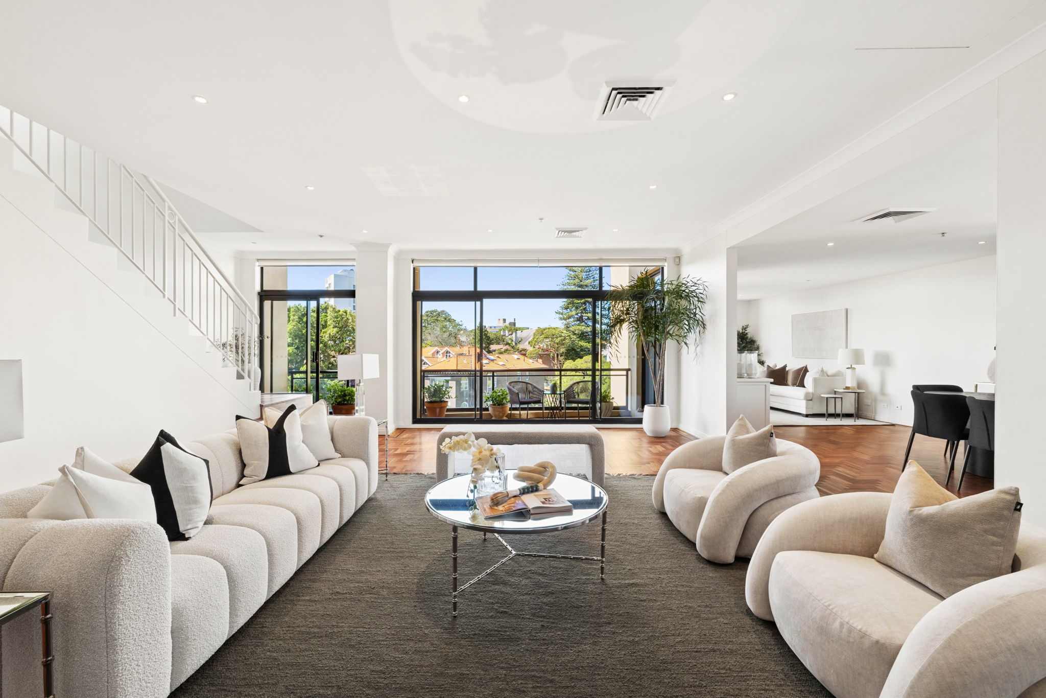  805/2 Darling Point Road, Darling Point - 物件實景