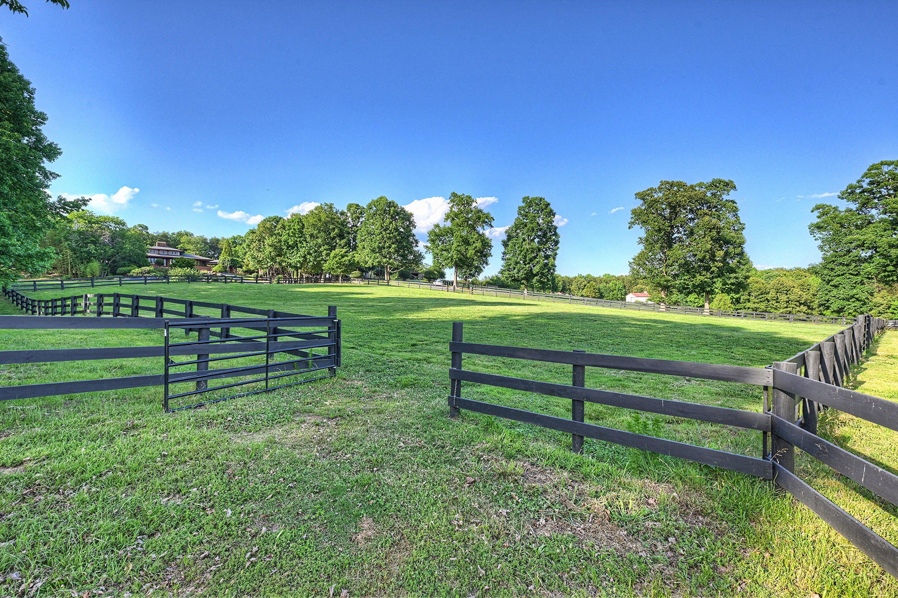  NEW LONDON, NC - 物件實景