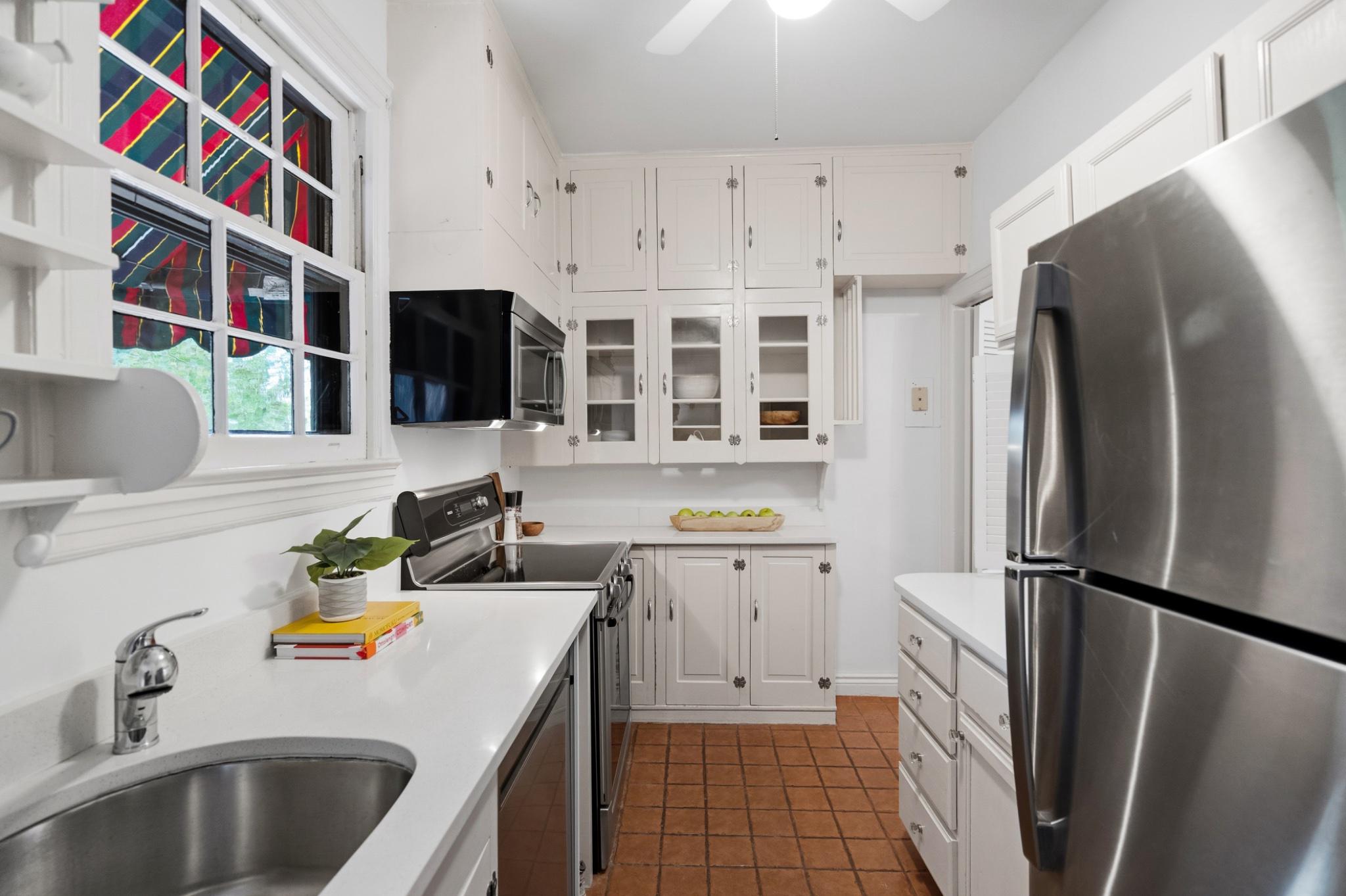  3306 Cathedral Avenue NW, Washington, DC, 20008 - 物件實景