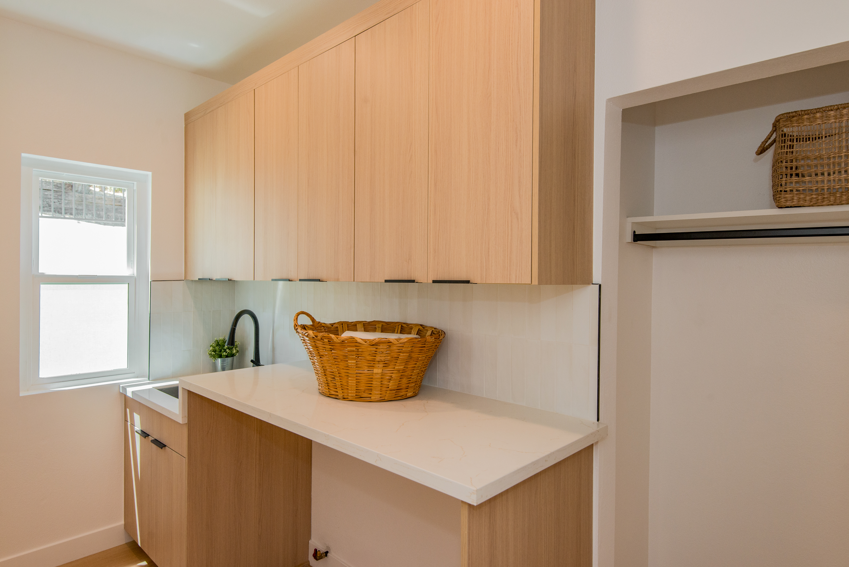  4211   Nogales Dr - 物件實景