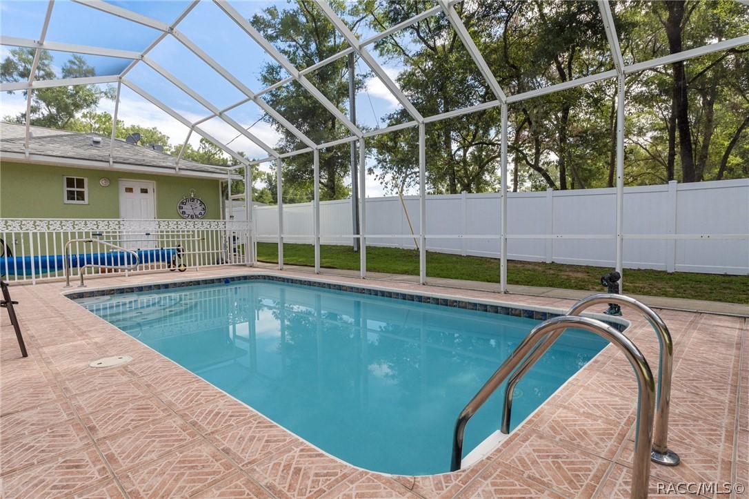 Dunnellon, Florida, 34431, United States, 4 Bedrooms Bedrooms, ,2 BathroomsBathrooms,Residential,For Sale,1920438