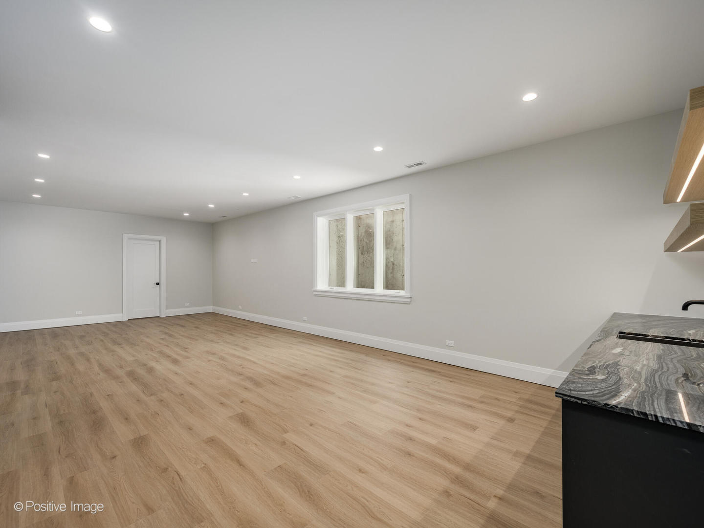 Wilmette, Illinois, 60091, United States, 5 Bedrooms Bedrooms, ,6 BathroomsBathrooms,Residential,For Sale,1987581