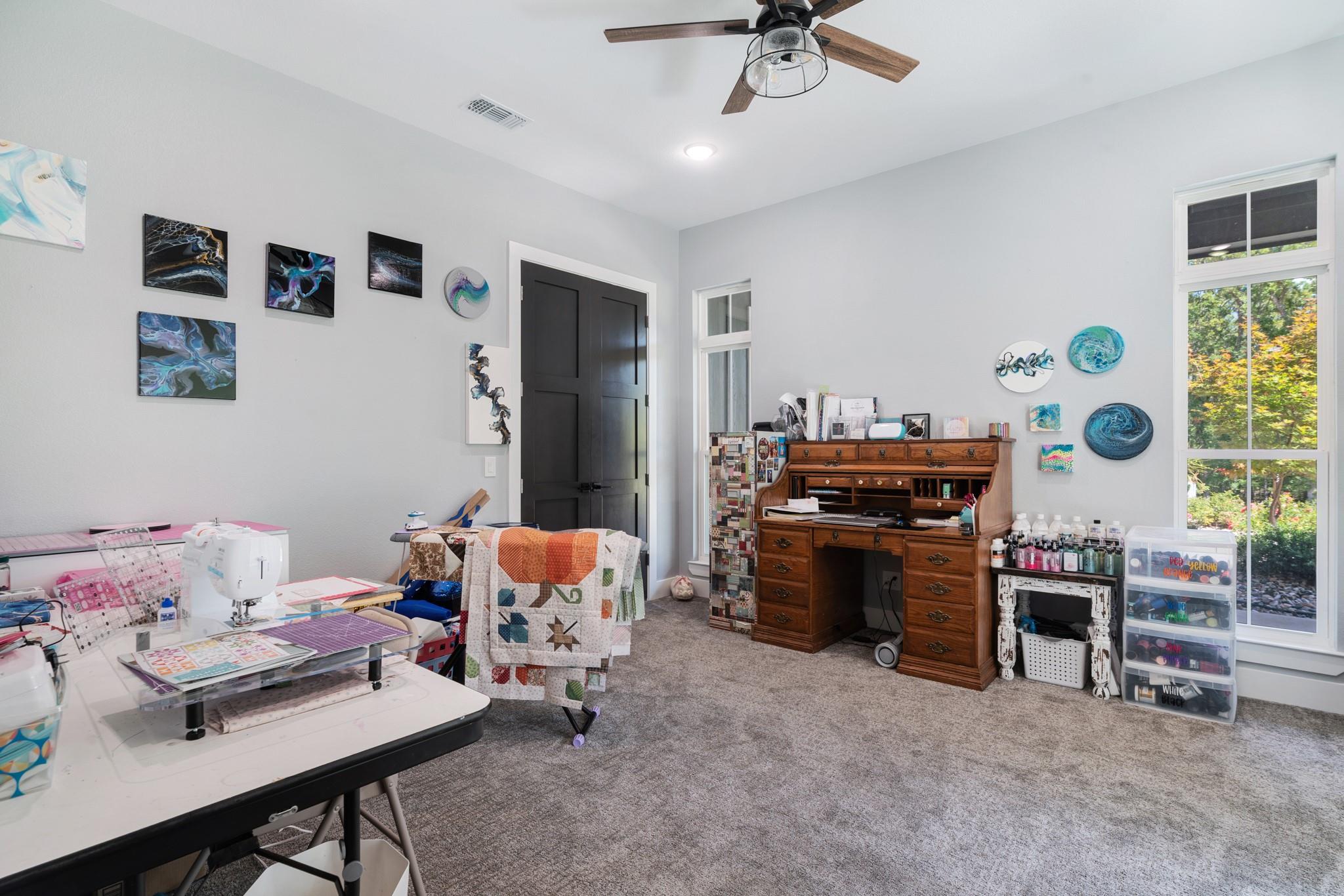 Paris, Texas, 75462, United States, 6 Bedrooms Bedrooms, ,5 BathroomsBathrooms,Residential,For Sale,1982546