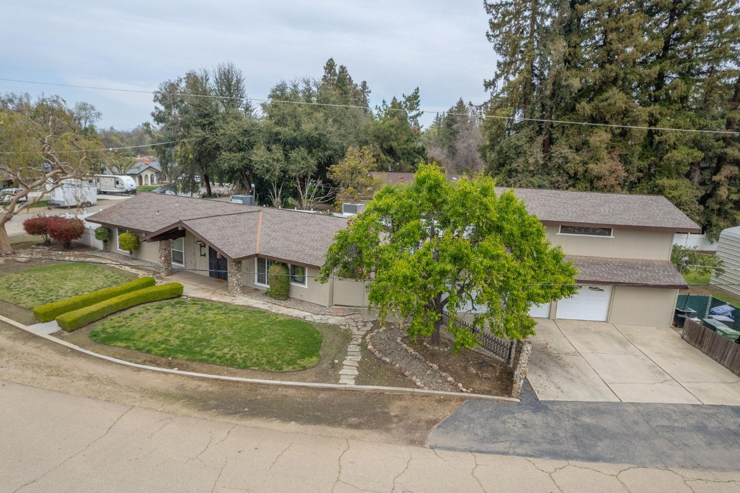 Sanger, California, 93657, United States, 4 Bedrooms Bedrooms, ,3 BathroomsBathrooms,Residential,For Sale,1897829