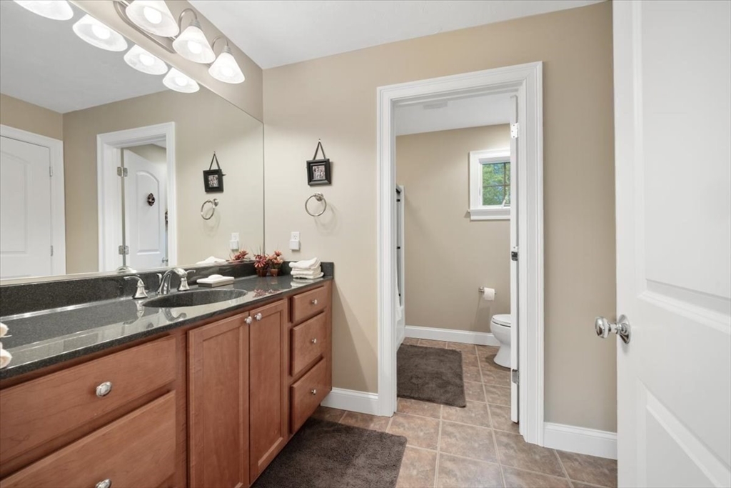 Hanover, Massachusetts, 02339, United States, 5 Bedrooms Bedrooms, ,5 BathroomsBathrooms,Residential,For Sale,1940579